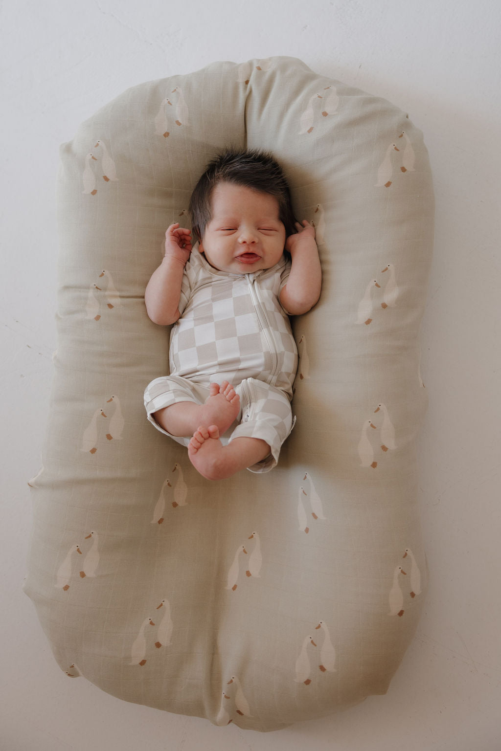 Shortie Bamboo Zip | Checkerboard