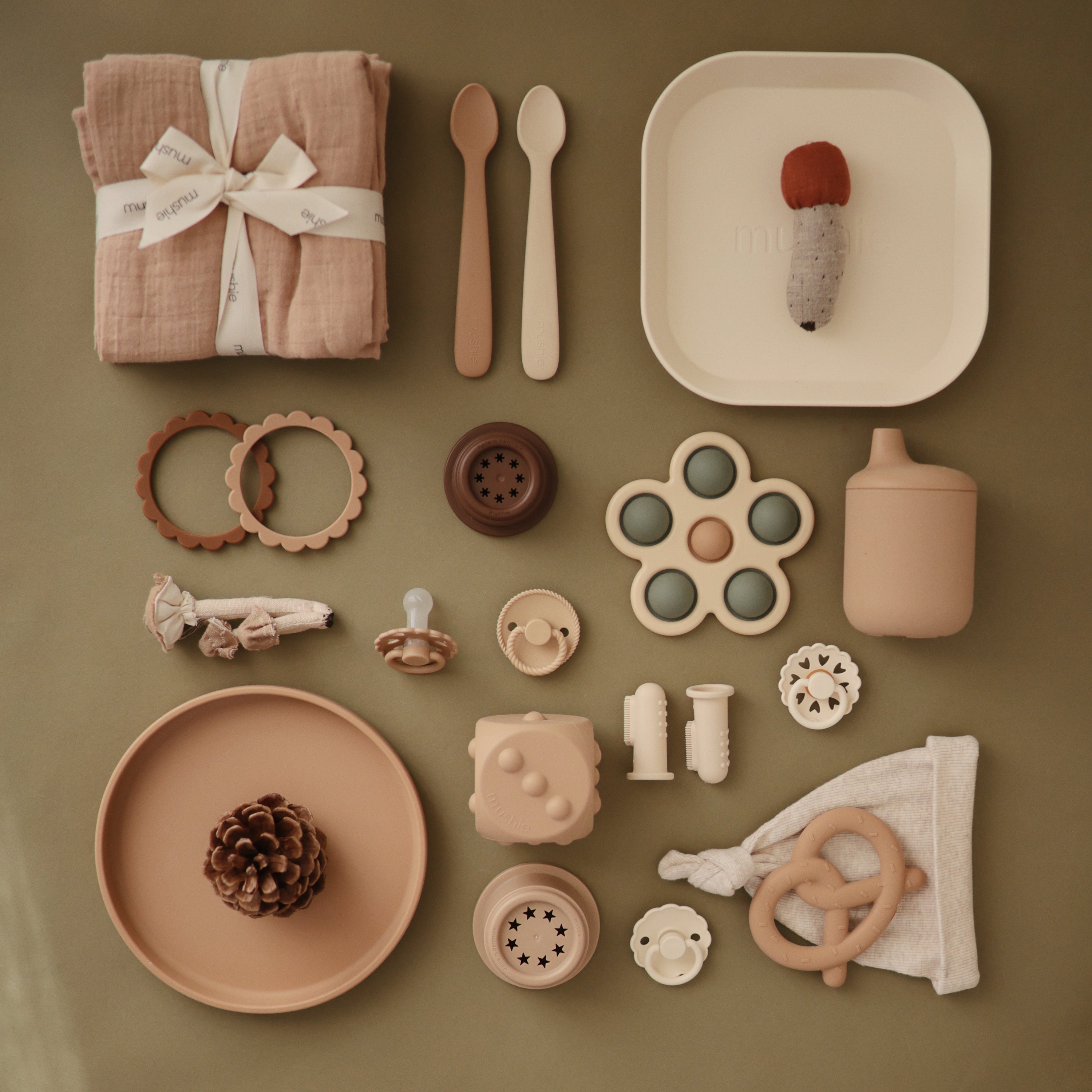 FRIGG Andersen Fairytale Natural Rubber Pacifier 2 - Pack - Tenth & Pine - FRIGG PACIFIERS - 6 - 18 months - Twilight Mauve/Primrose