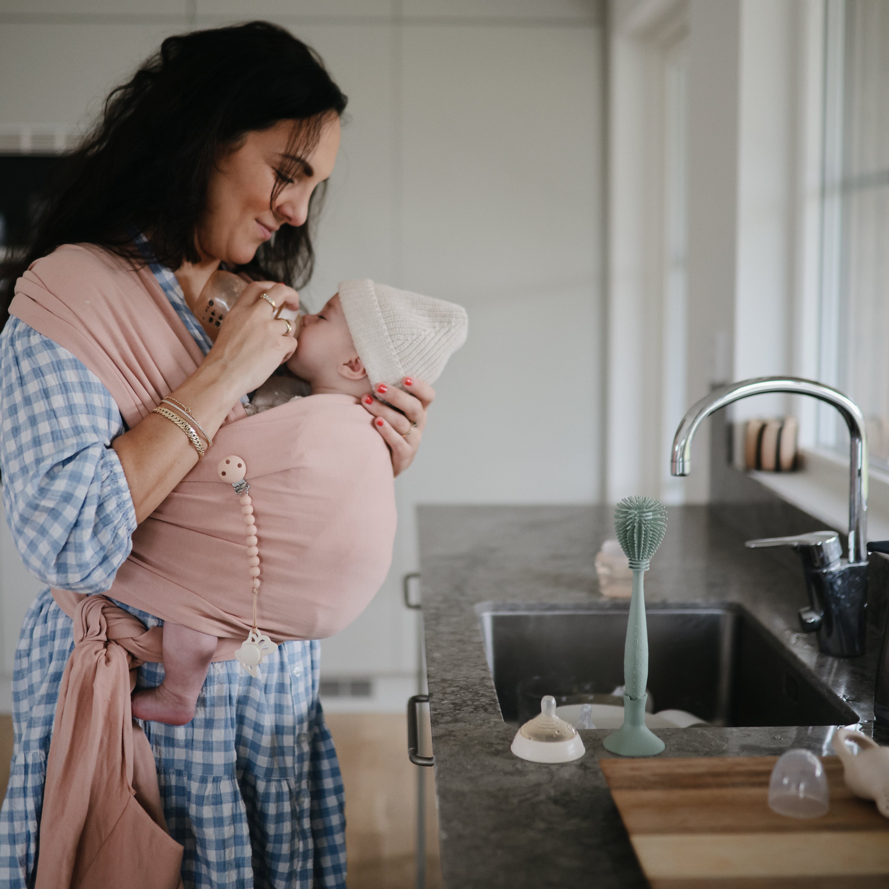 Silicone Pacifier Clip | Hera - Tenth & Pine - Pacifier Clip - Tradewinds