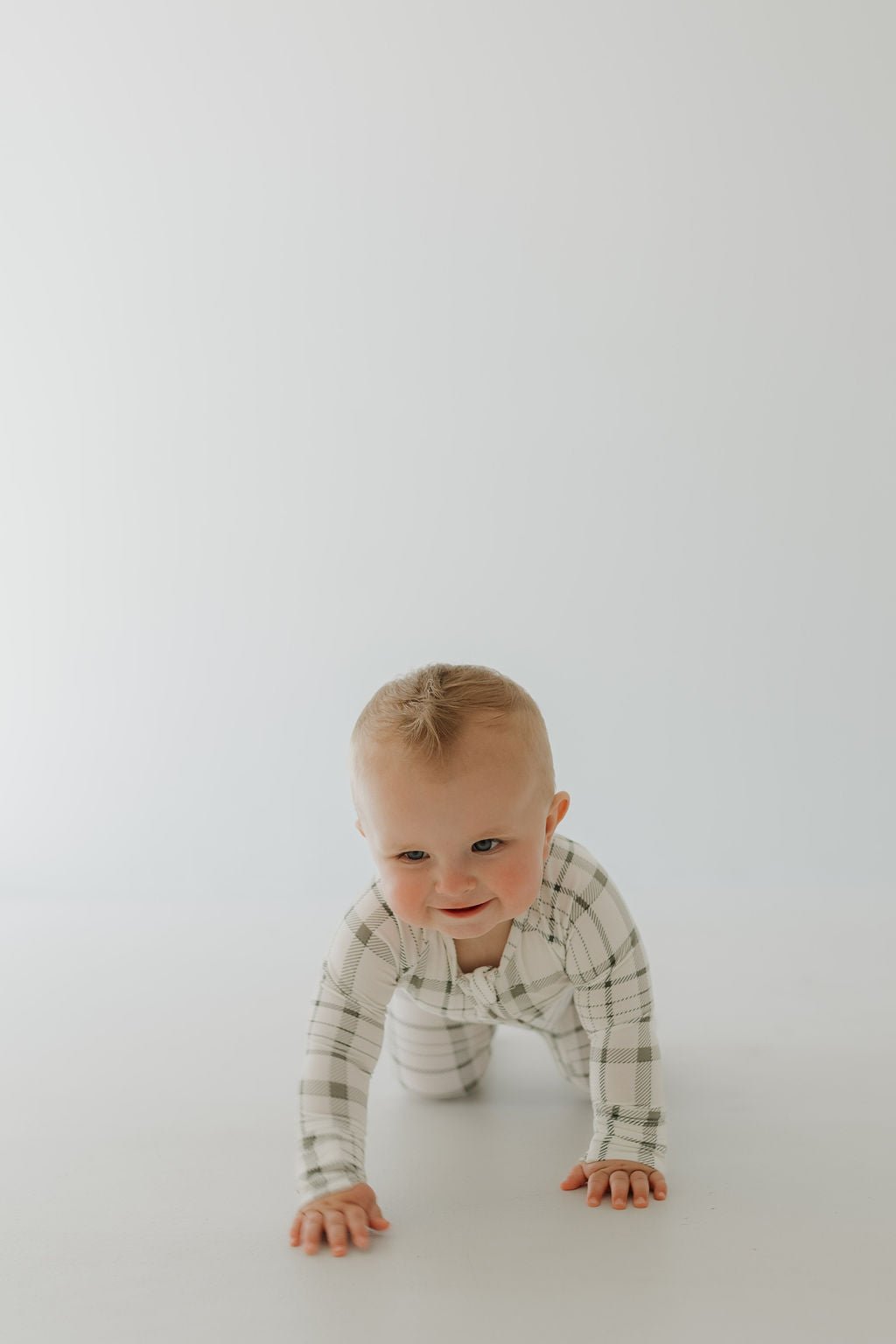 Bamboo Zip Pajamas | Picnic Plaid - Tenth & Pine - zip rompers - Newborn - forever french baby