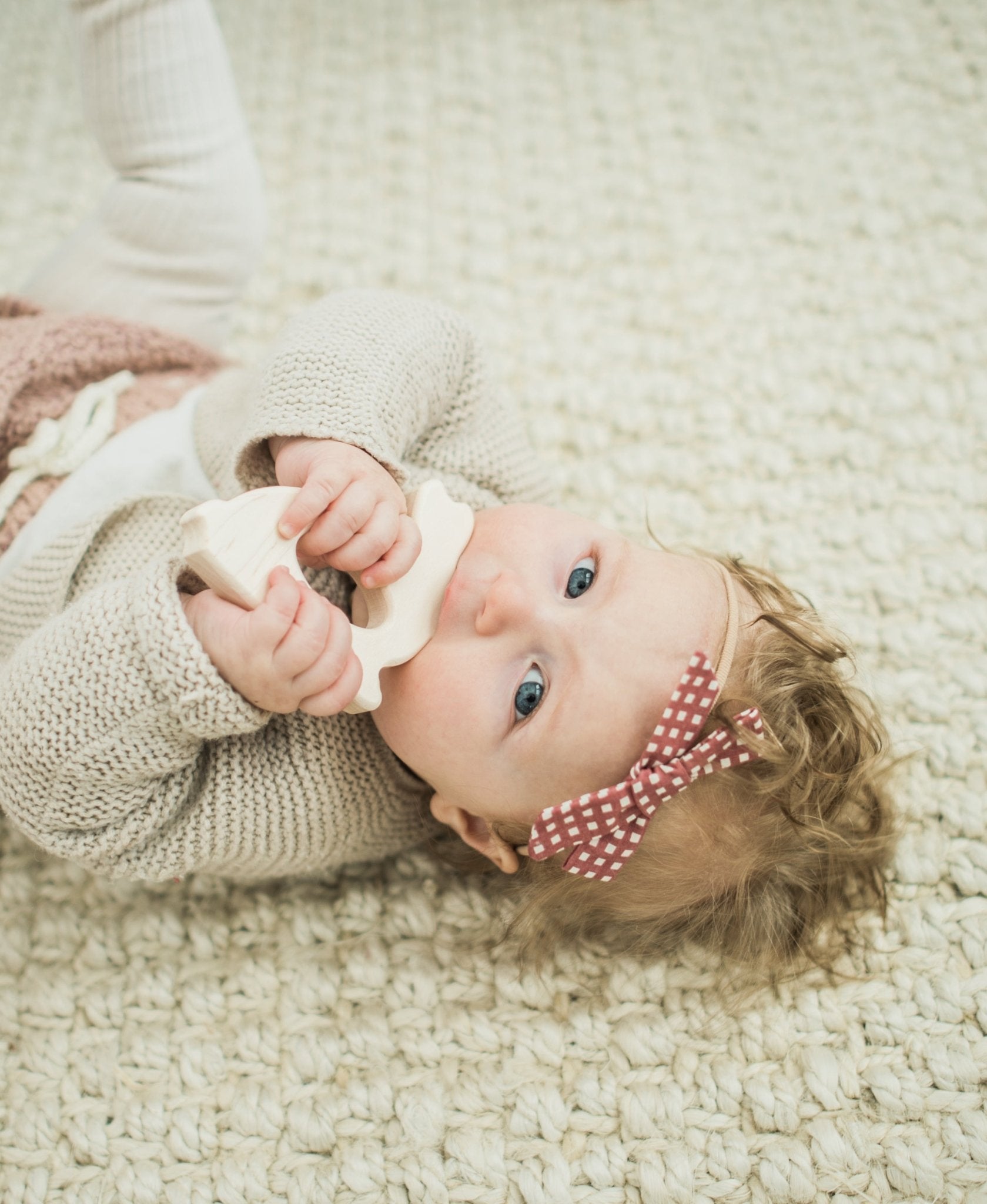 Bunny Wooden Grasping Toy with Teething Beads - Tenth & Pine - Grasping Toy -