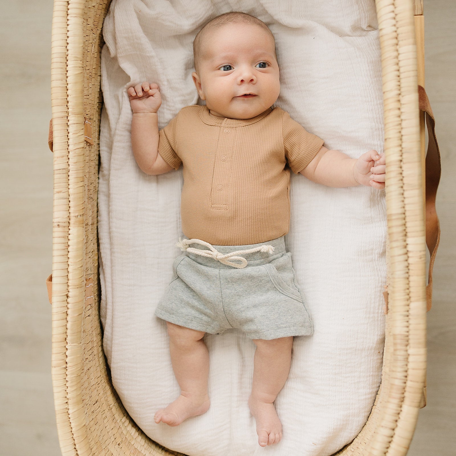 Cafe Organic Cotton Ribbed Snap Bodysuit - Tenth & Pine - NB - Mebie Baby