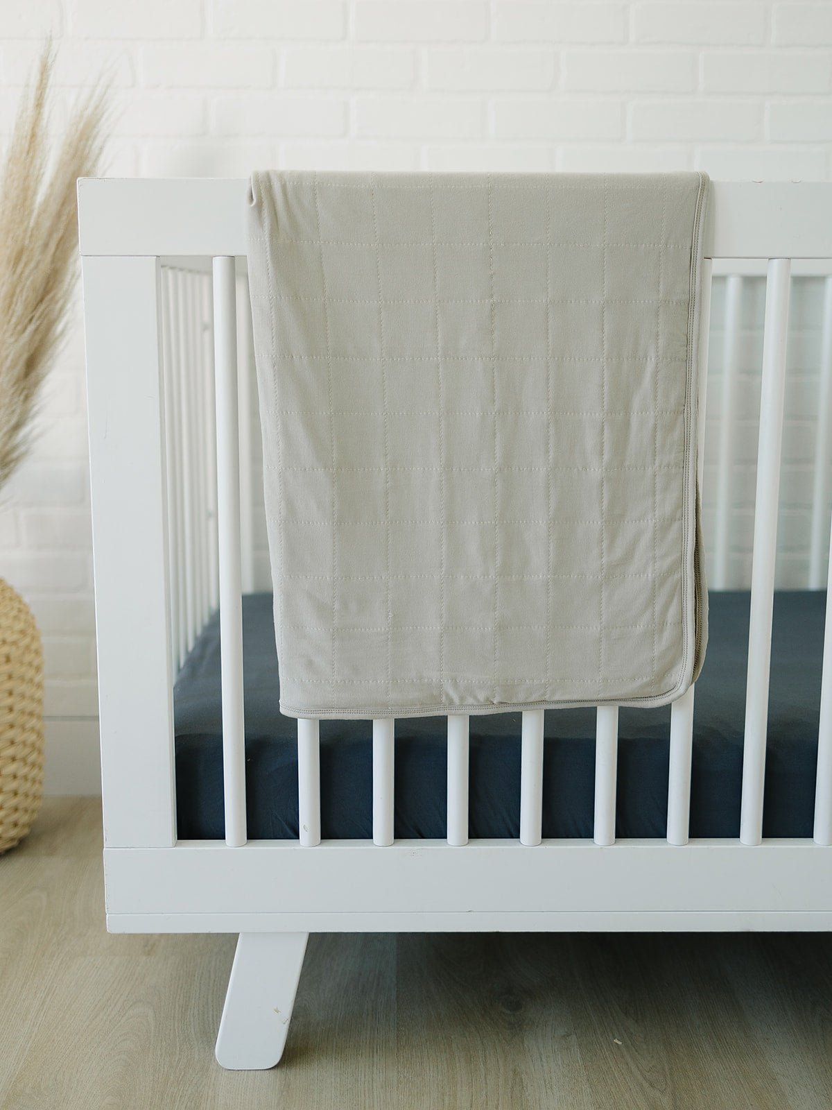 Charcoal Bamboo Stretch Crib Sheet - Tenth & Pine -