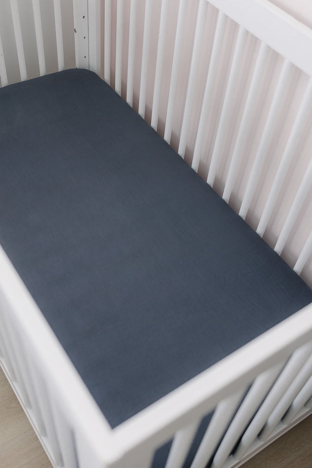 Charcoal Bamboo Stretch Crib Sheet - Tenth & Pine -