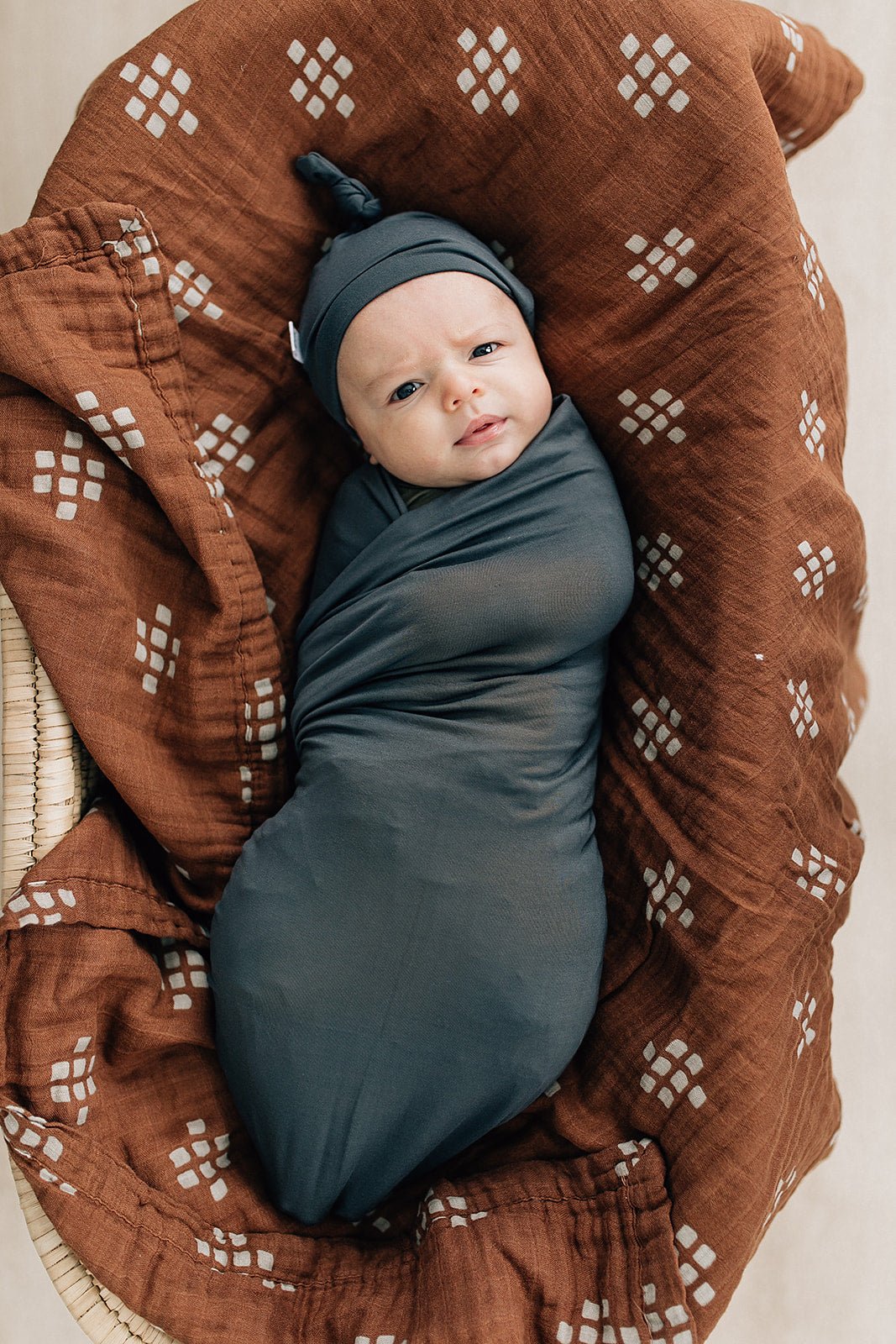 Charcoal Bamboo Stretch Swaddle - Tenth & Pine -