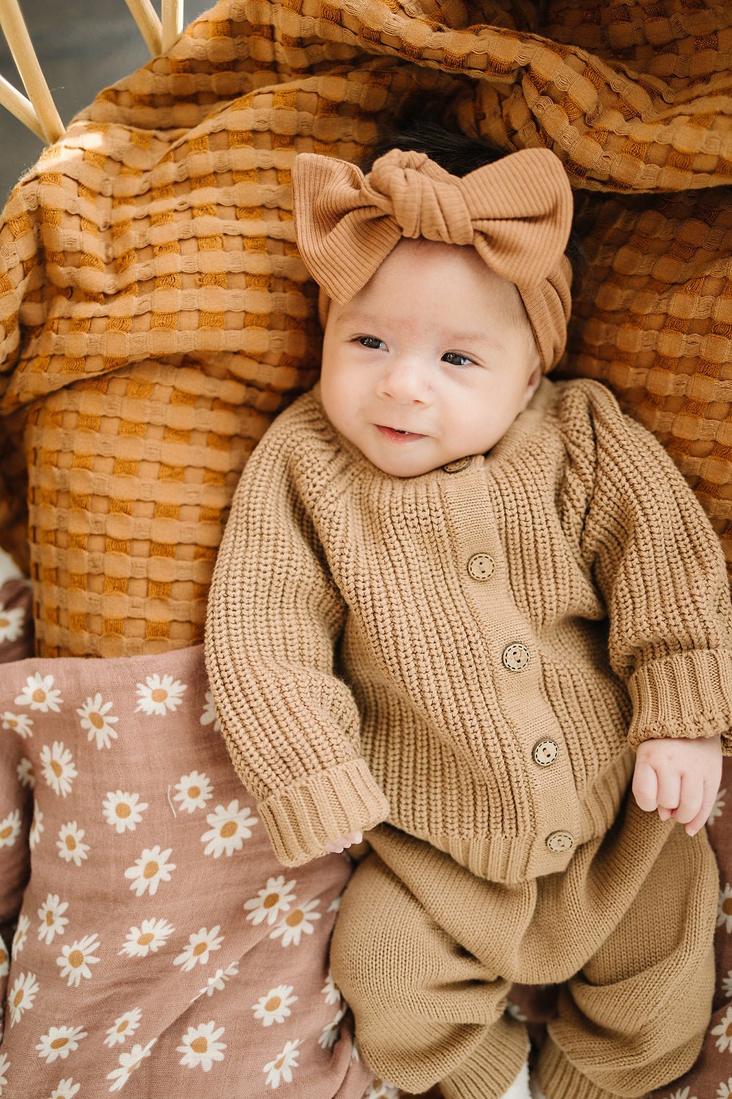 Daisy Dream Muslin Swaddle Blanket - Tenth & Pine -