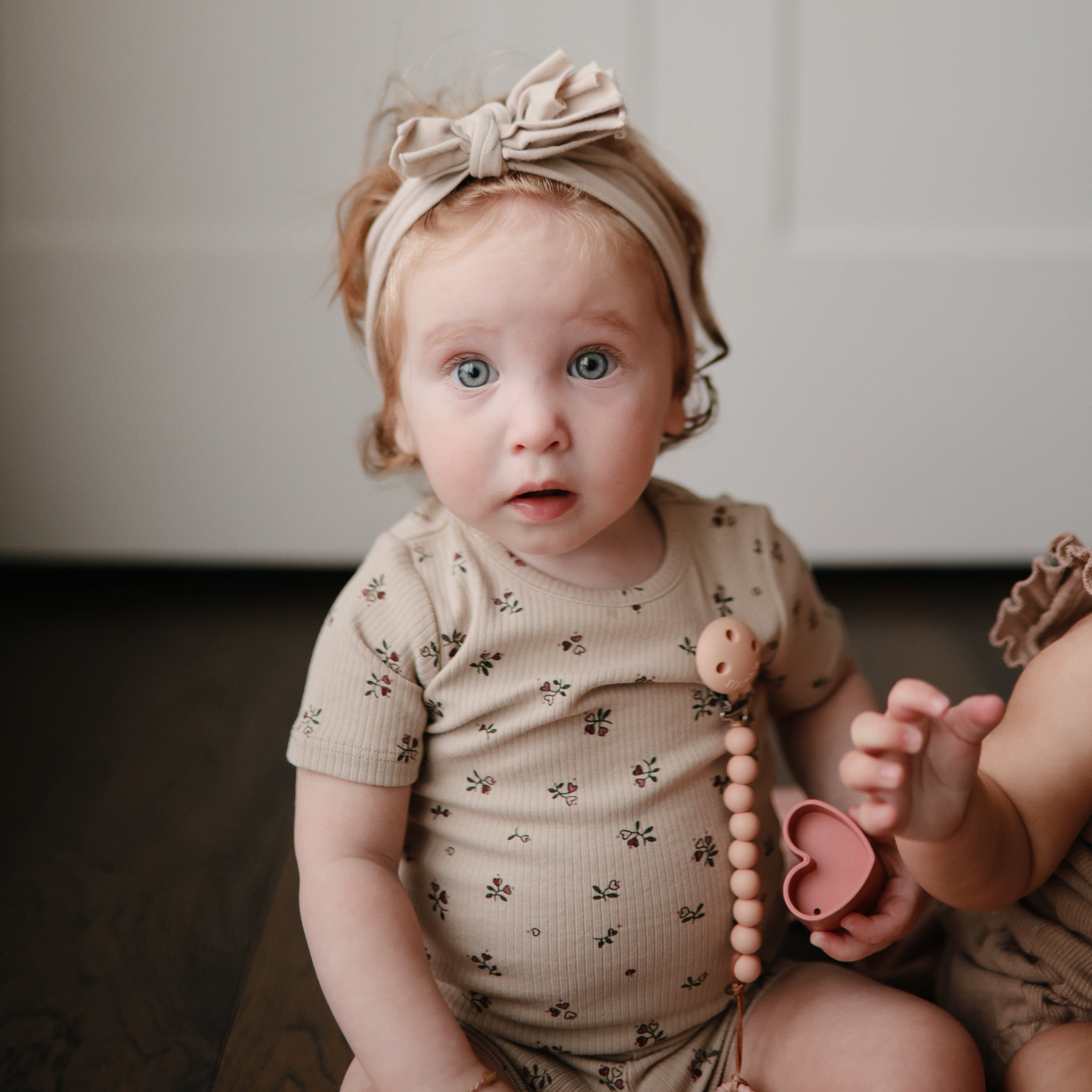 Silicone Pacifier Clip | Hera - Tenth & Pine - Pacifier Clip - Tradewinds