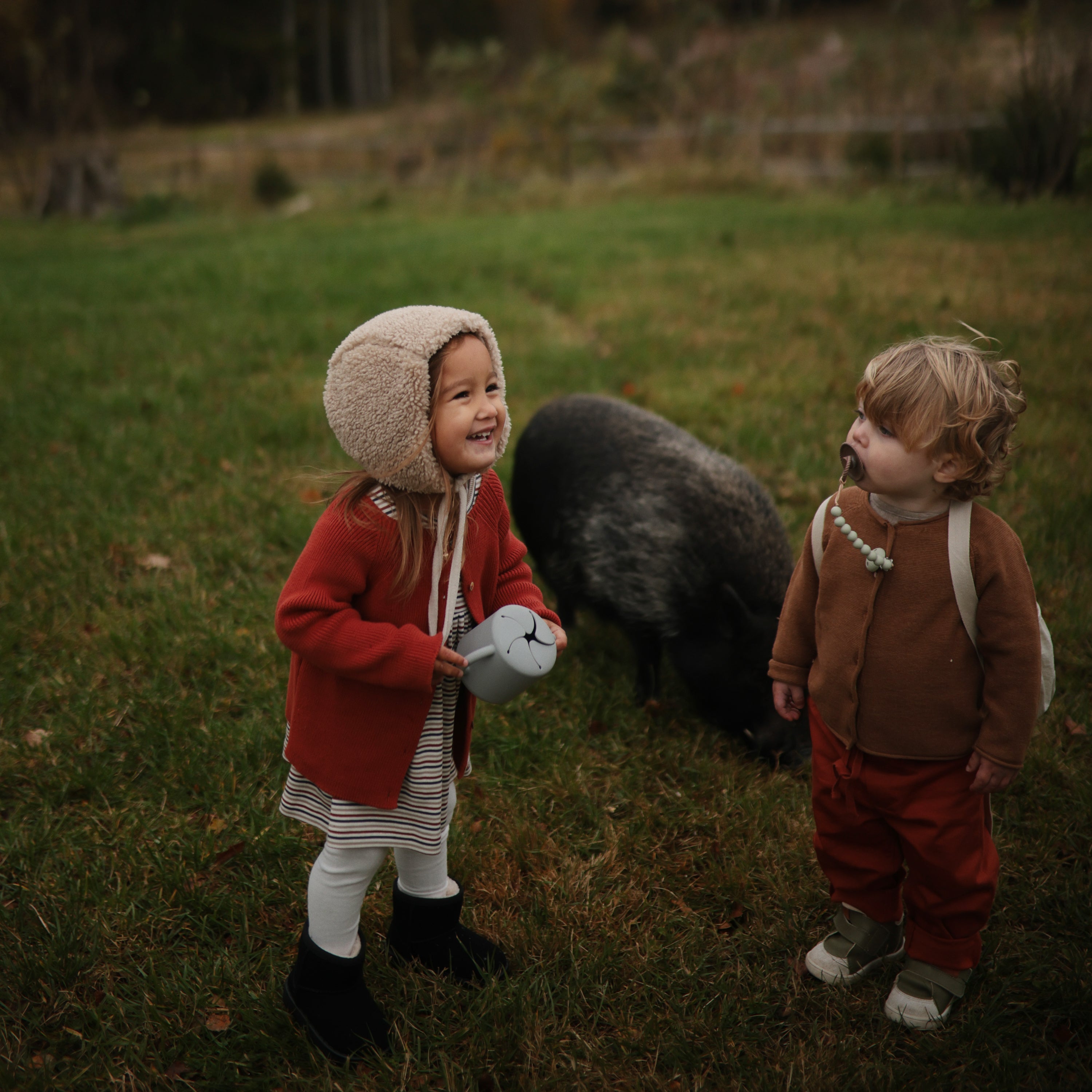 Silicone Pacifier Clip | Hera - Tenth & Pine - Pacifier Clip - Tradewinds