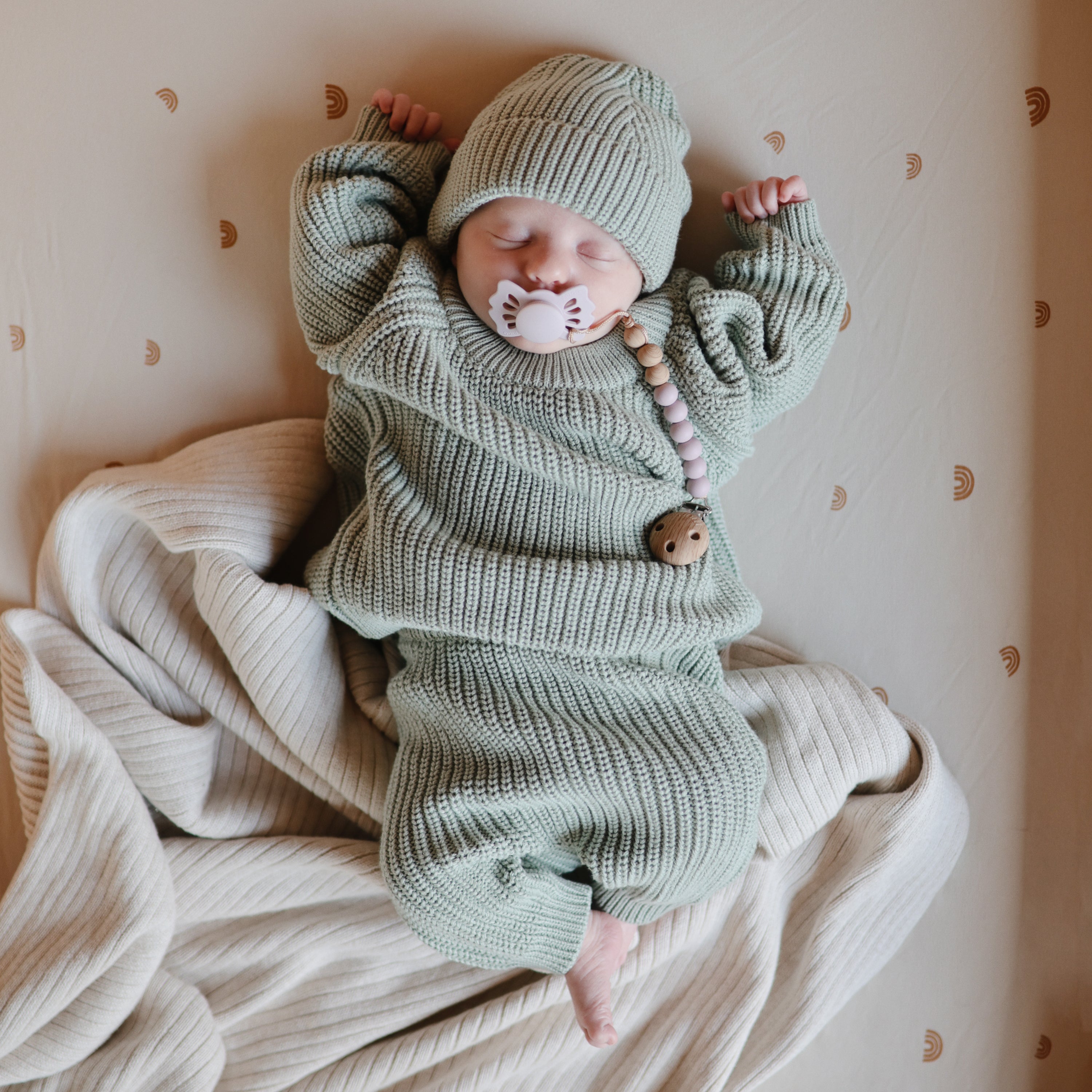 Silicone Pacifier Clip | Eva - Tenth & Pine - Pacifier Clip - Black