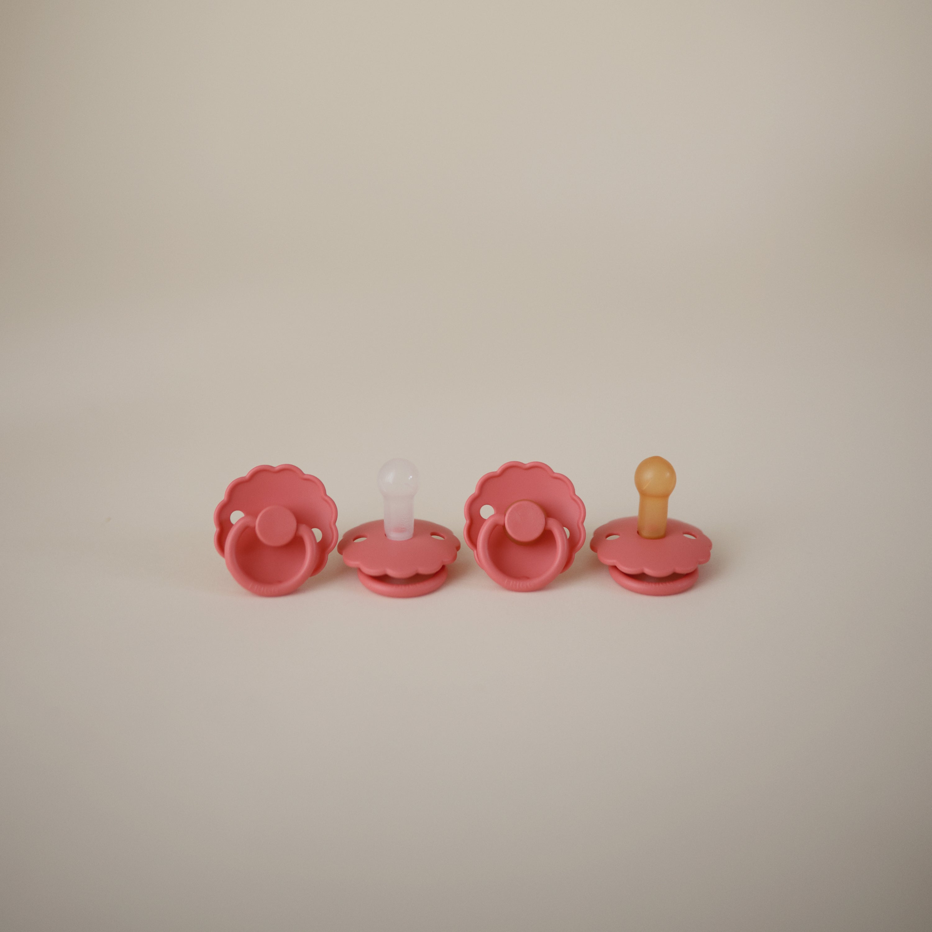 FRIGG Daisy Natural Rubber Pacifier 2 - Pack - Tenth & Pine - FRIGG PACIFIERS - 6 - 18 months - Pink Cream/Poppy