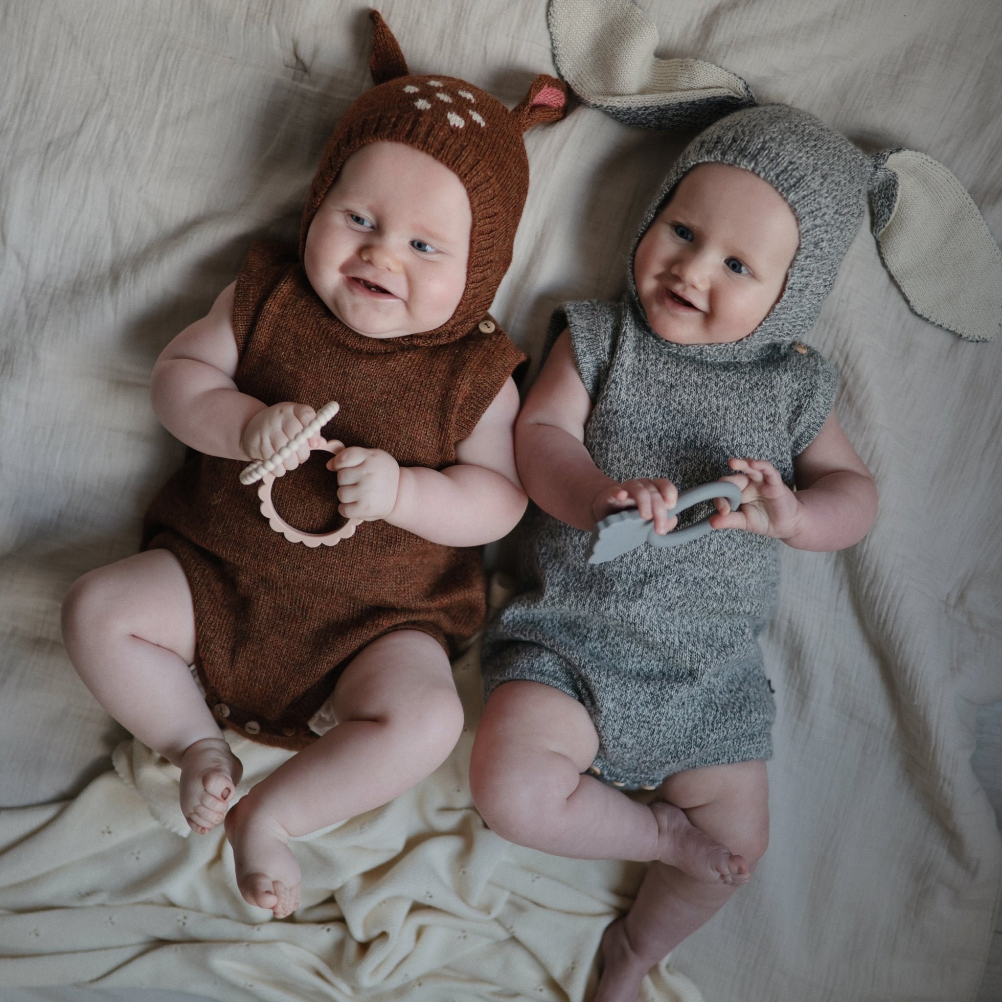 Flower Teether Bracelet - Tenth & Pine - teether - Cambridge Blue/Clementine/Natural