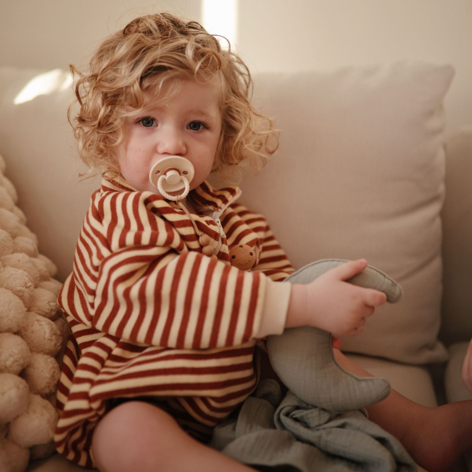 FRIGG Natural Rubber Pacifier 4 - Pack - Tenth & Pine - FRIGG PACIFIERS - 6 - 18 Months - Sunset Bliss