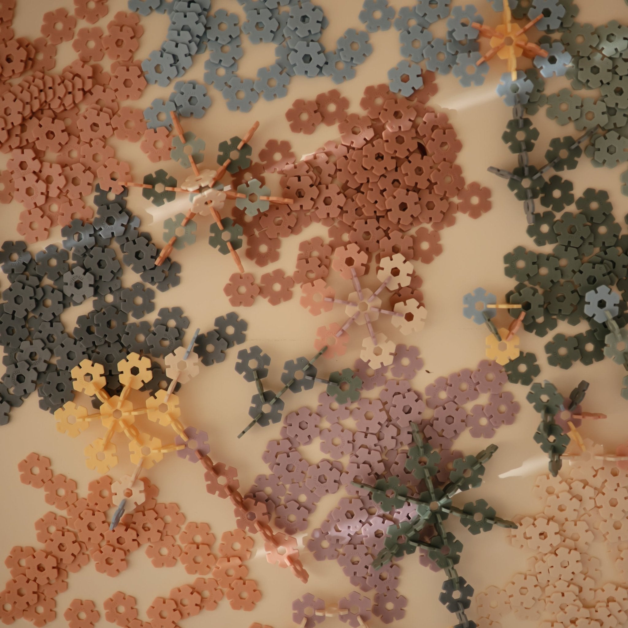 HEX Connect Building Toy Set - Tenth & Pine - Connect Building Toy Set -