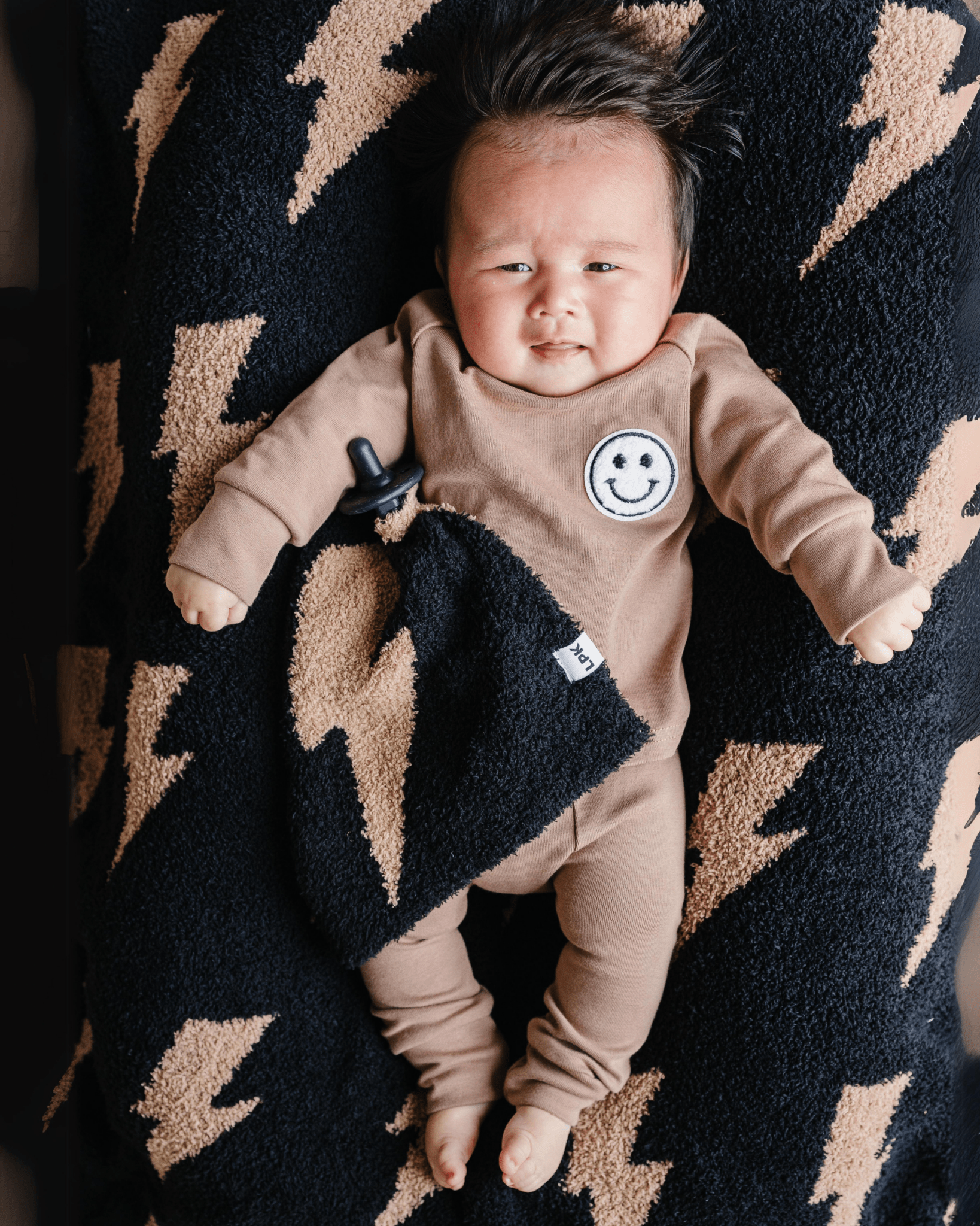 Lightning Bolt Fuzzy Blanket | Mocha - Tenth & Pine - Plush Blanket -