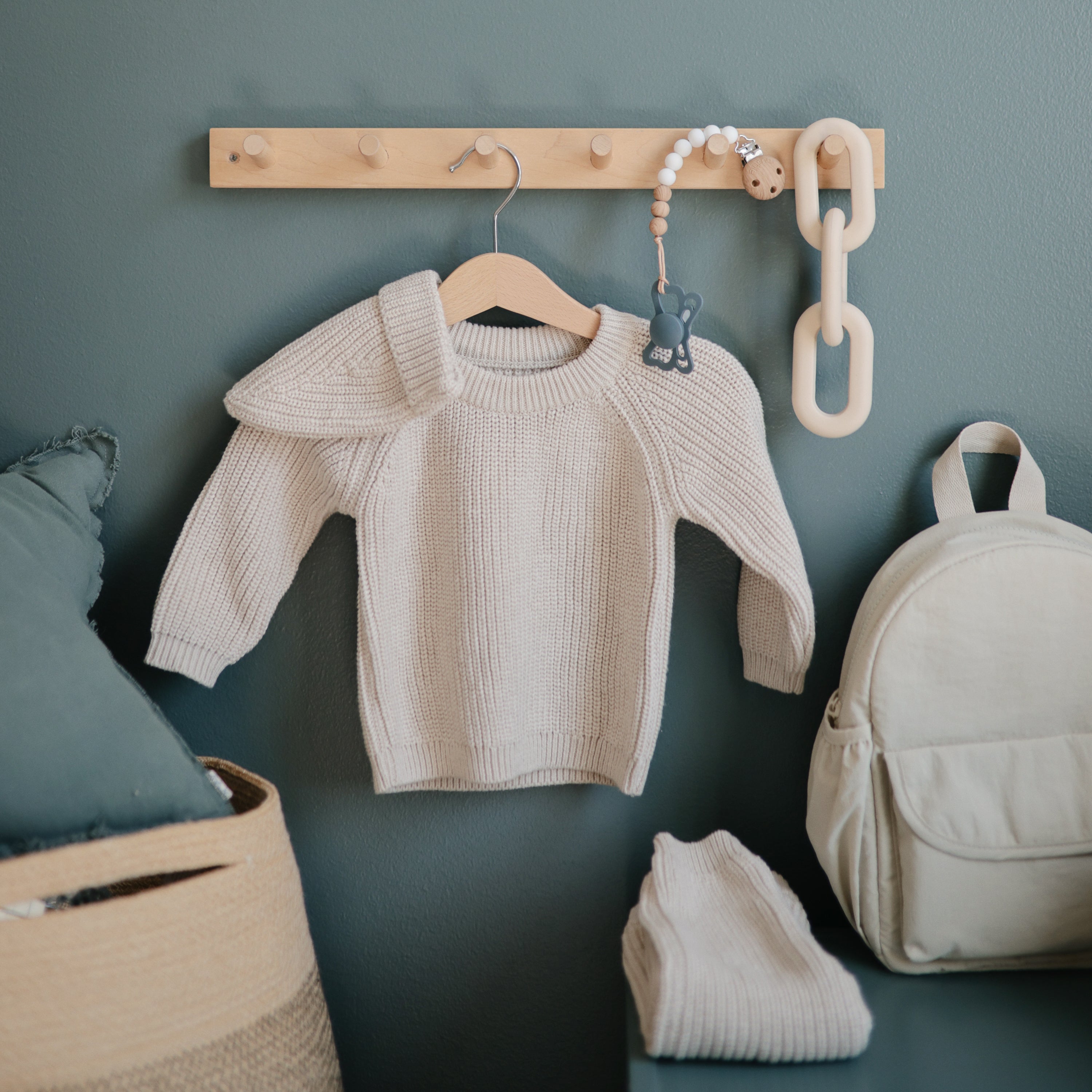 Silicone Pacifier Clip | Eva - Tenth & Pine - Pacifier Clip - Black