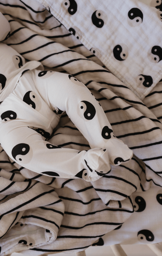 Muslin Quilt | Black & White Yin Yang / Stripe - Tenth & Pine - Quilt - forever french baby