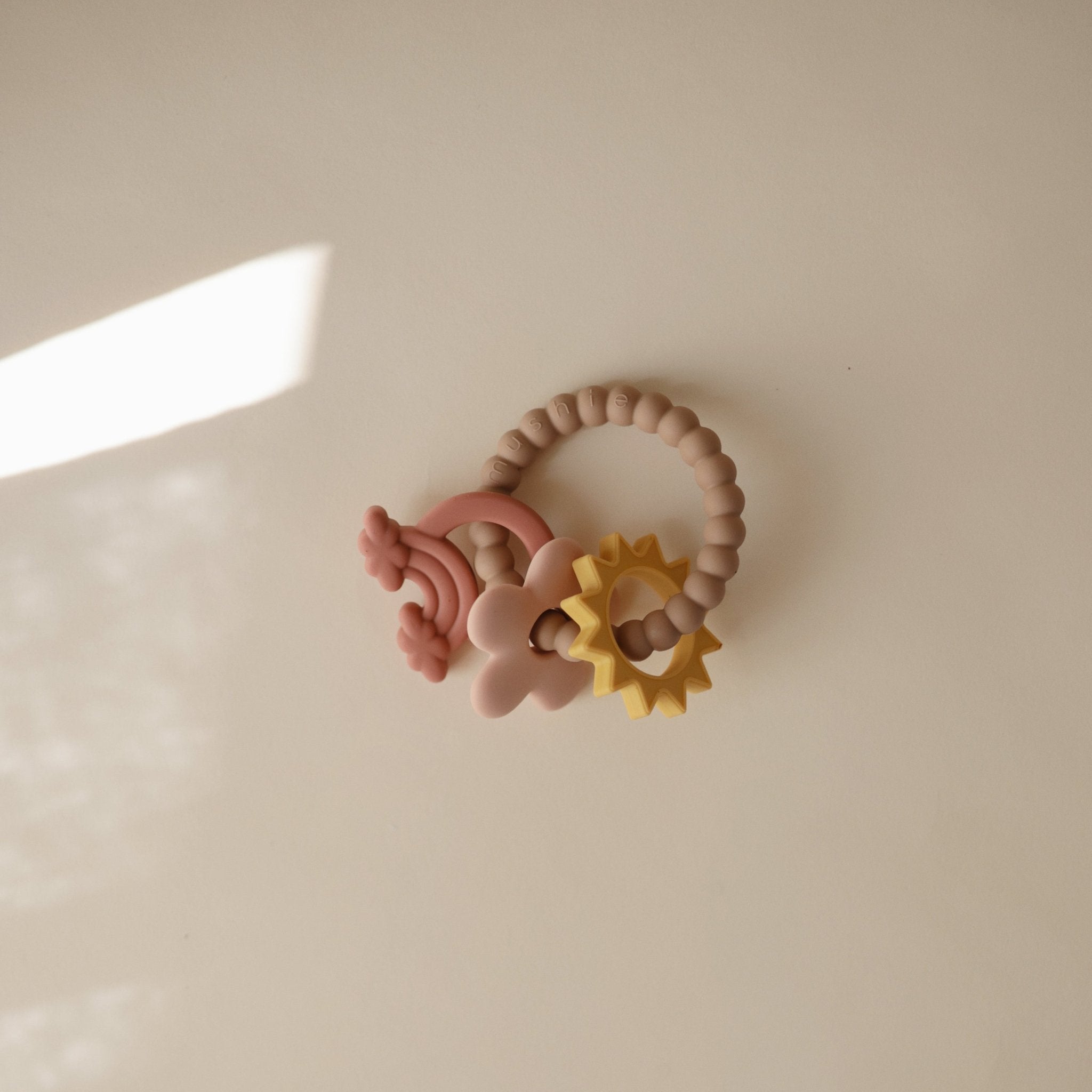 Nature Teething Ring - Tenth & Pine - teether -