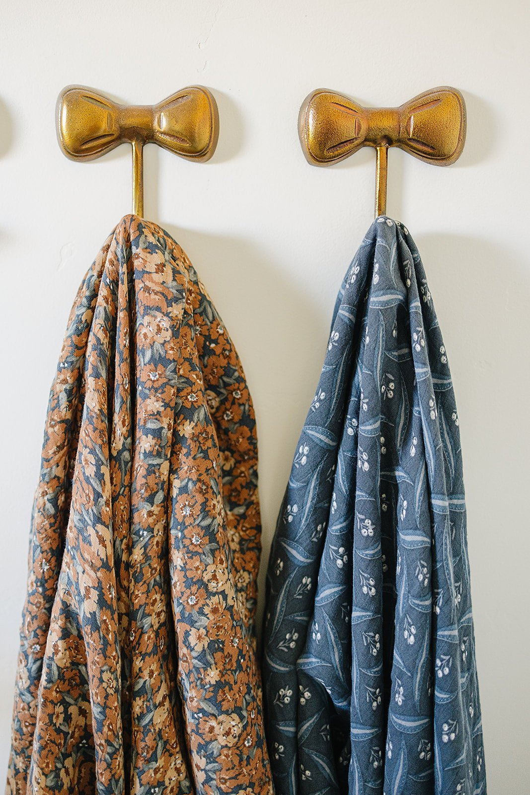 Navy Berry Muslin Swaddle Blanket - Tenth & Pine -