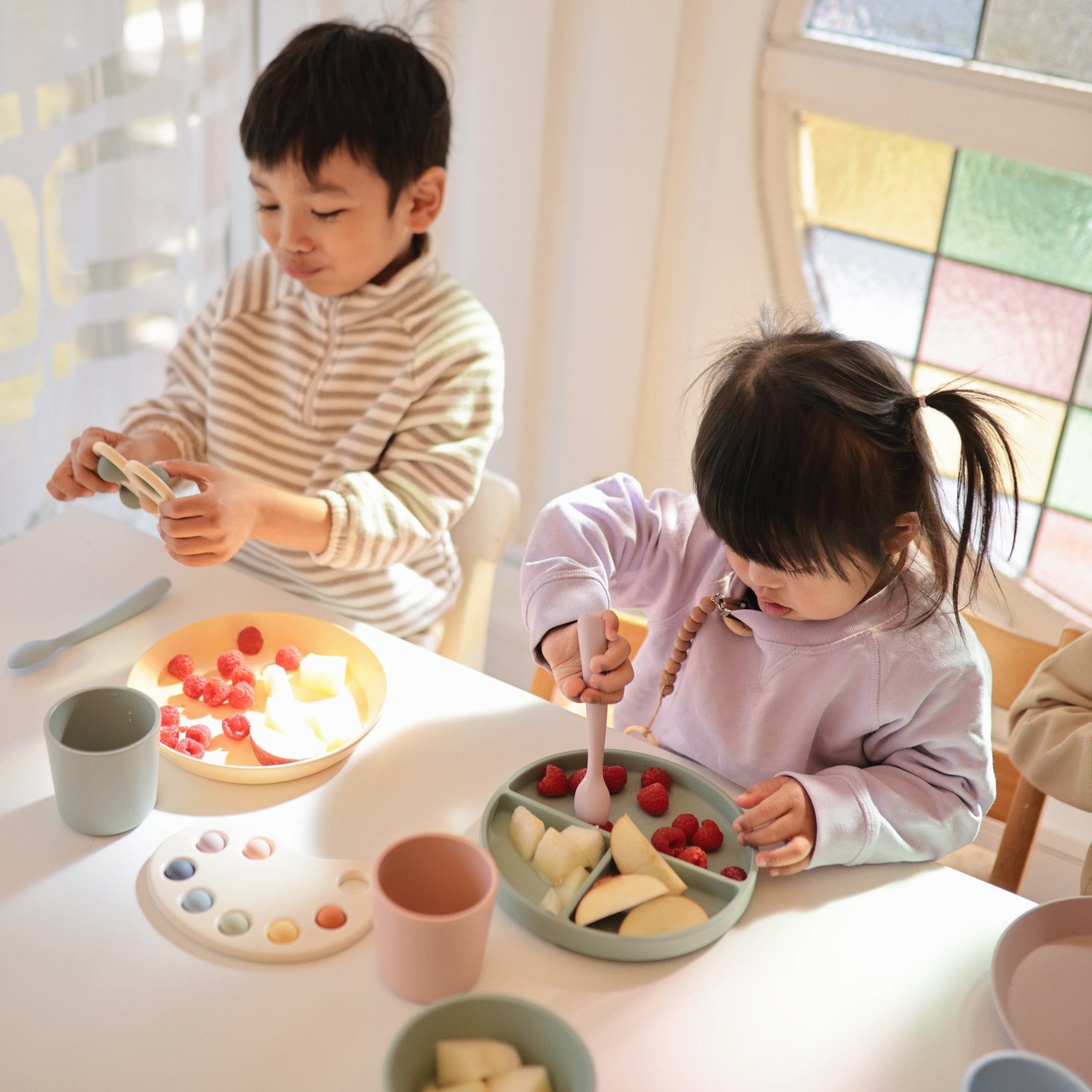 Paint Palette Press Toy - Tenth & Pine - Press Toy -