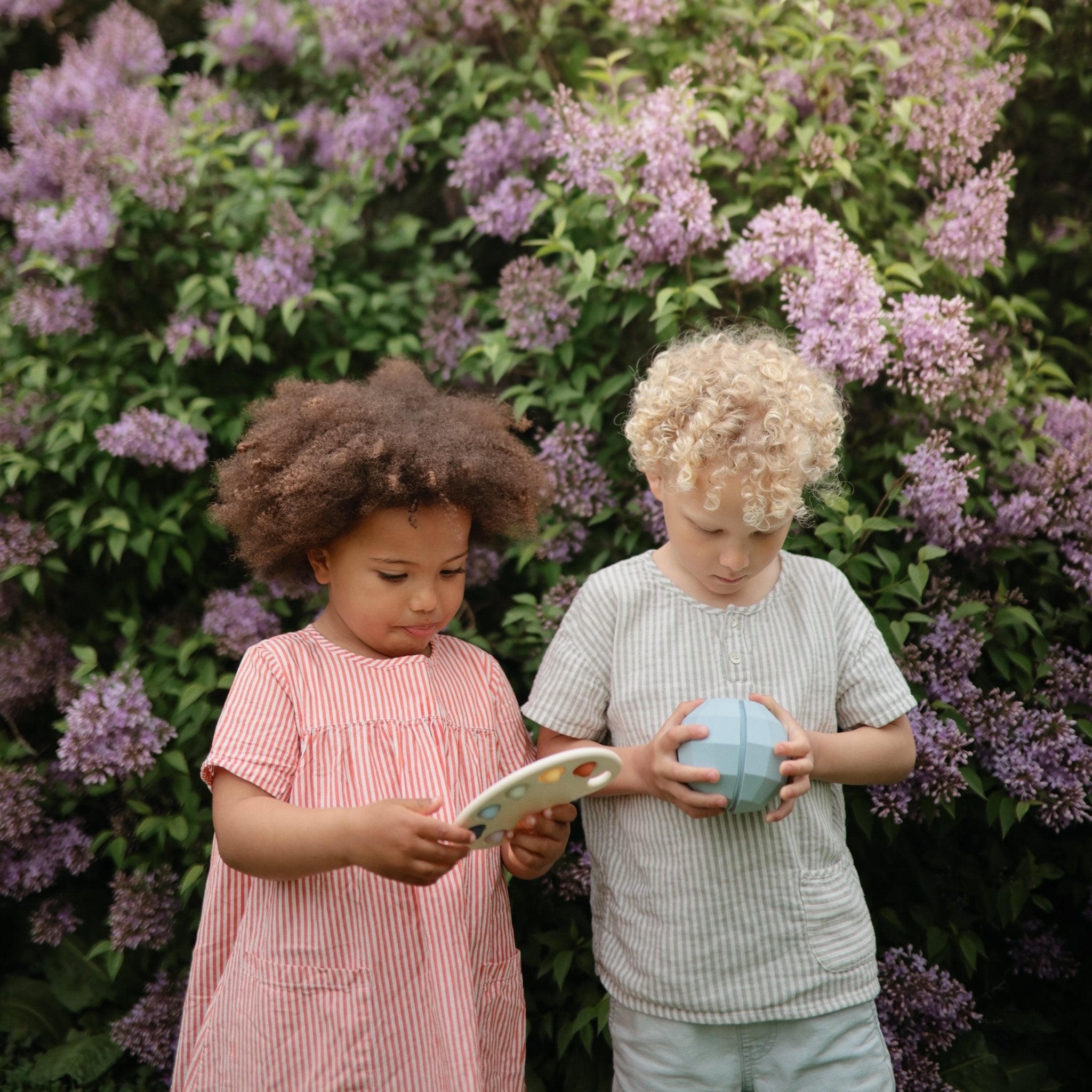 Paint Palette Press Toy - Tenth & Pine - Press Toy -