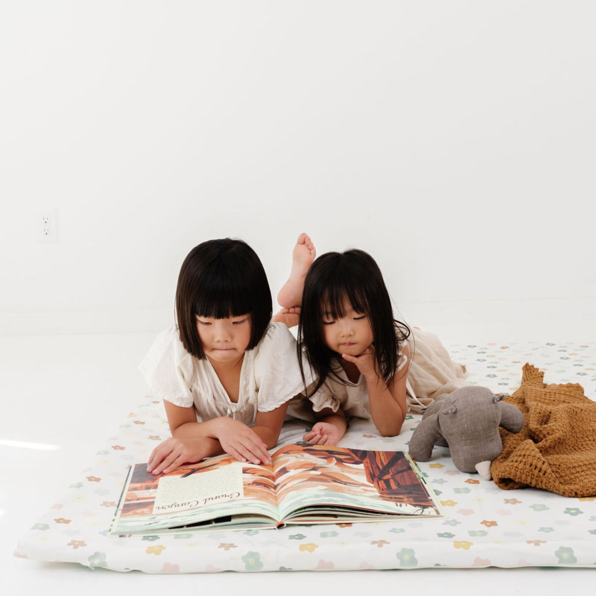 Playful Posies Vegan Leather Mat - Tenth & Pine - Vegan Leather Padded Mat - Standard