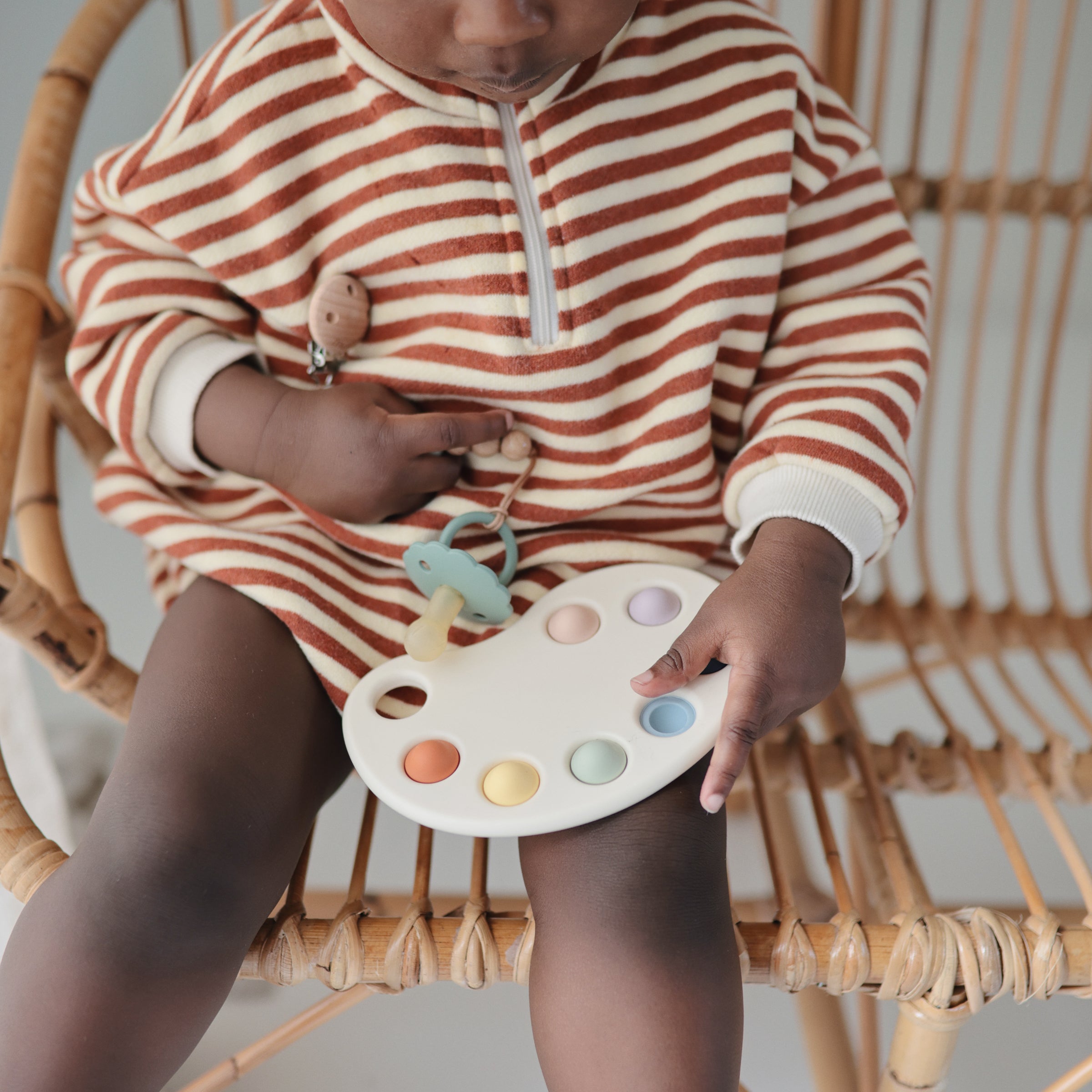 FRIGG Daisy Natural Rubber Pacifier 2 - Pack - Tenth & Pine - FRIGG PACIFIERS - 6 - 18 months - Pink Cream/Poppy