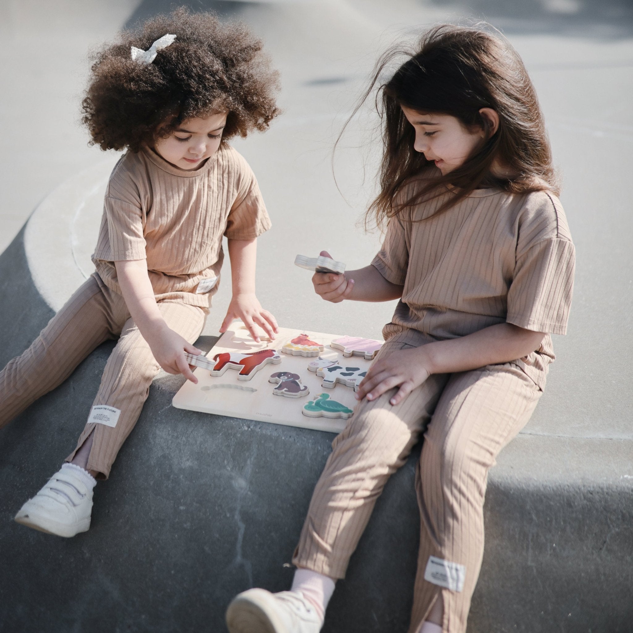 Wooden Farm Puzzle - Tenth & Pine - Wooden Puzzle -