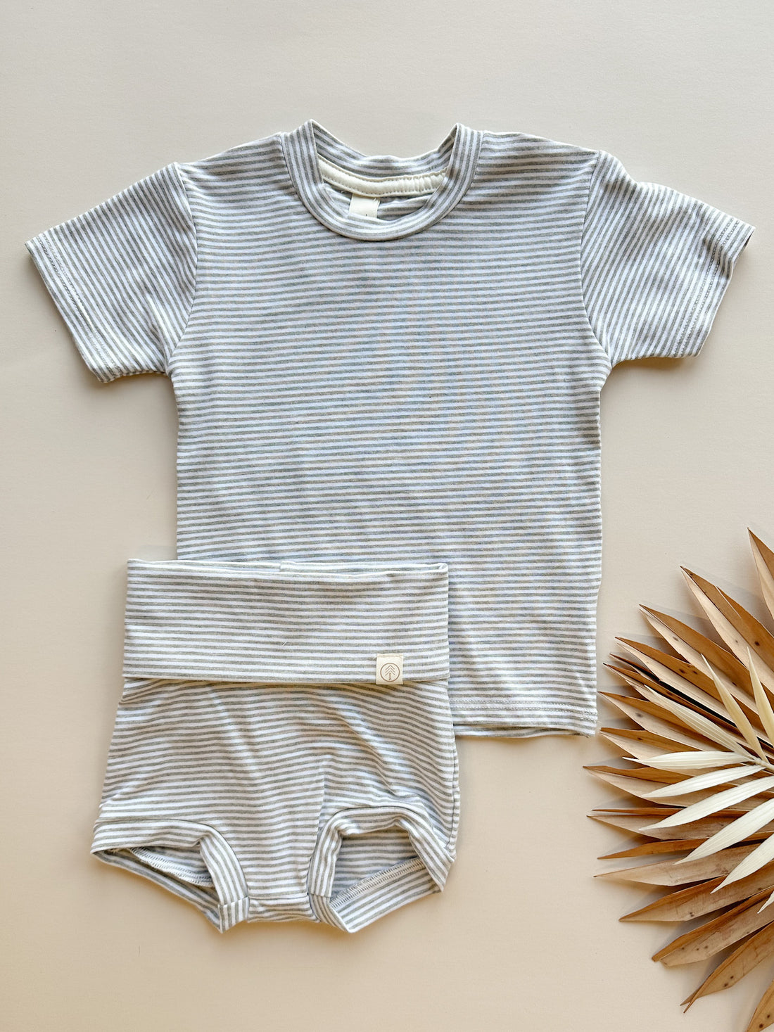 3/6M, 6/12M | Fold Over Bloomers and Short Sleeve Tee Set | Gray Stripe | Bamboo Organic Cotton