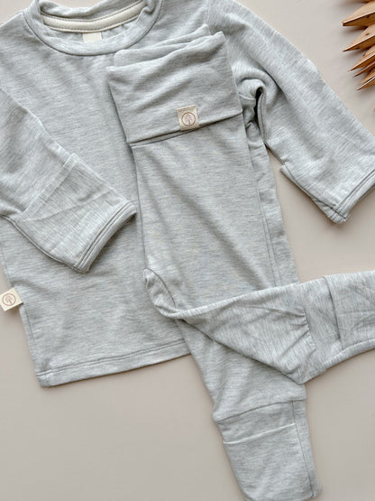 *Preorder* Long Sleeve T-shirt or Bodysuit with Mittens | Baby &amp; Toddler | Luxury Bamboo | Light Heather Gray