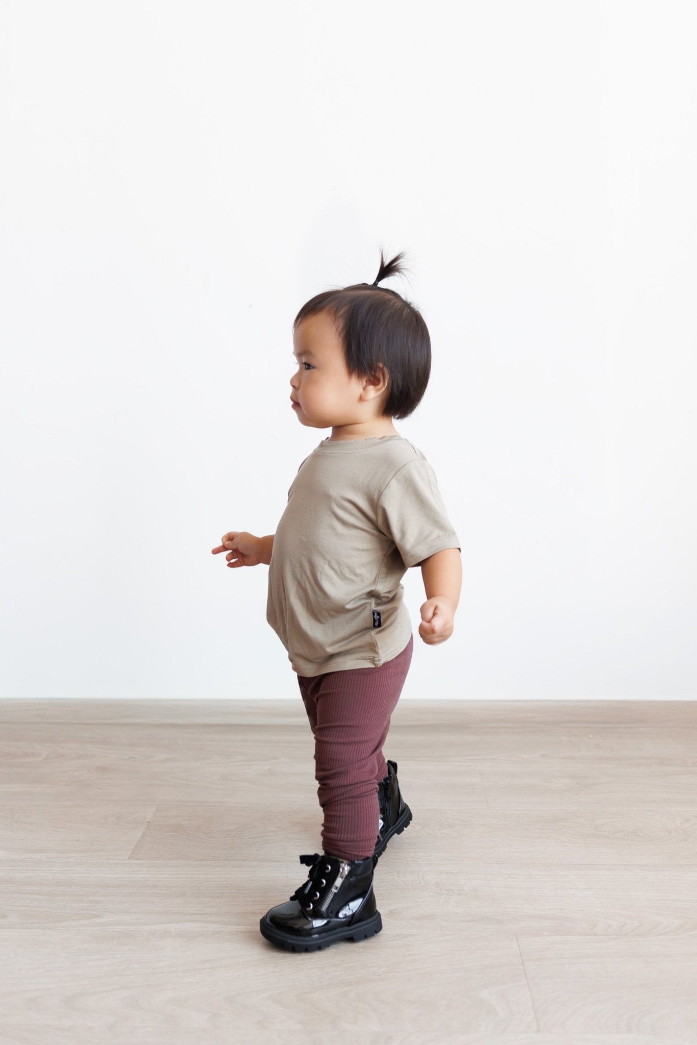 BAMBOO BASIC TEE - Mushroom - Tenth &amp; Pine - basic tee - 0/6m