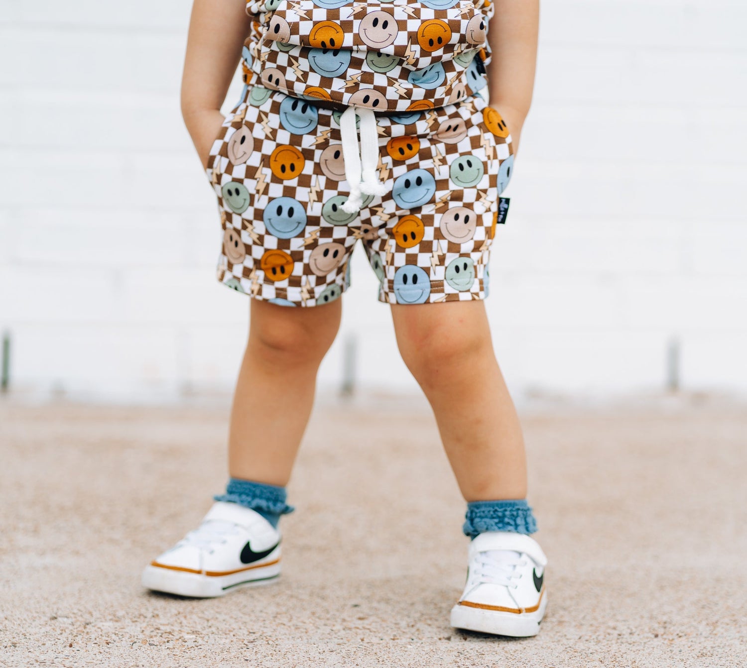 BAMBOO JOGGER SHORTS - Beige Happy Smiles - Tenth &amp; Pine - jogger shorts - 0/6M