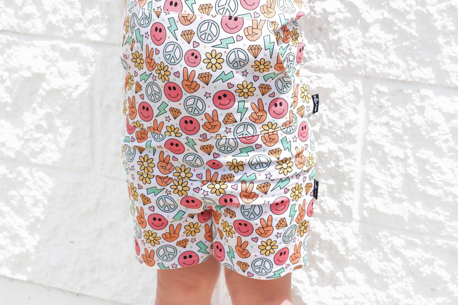 BAMBOO JOGGER SHORTS - Groovy Summer - Tenth &amp; Pine - jogger shorts - 0/6M