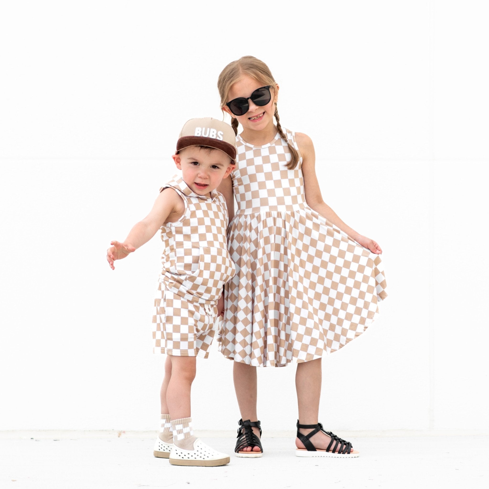 BAMBOO JOGGER SHORTS - Tan Check - Tenth &amp; Pine - jogger shorts - 0/6M