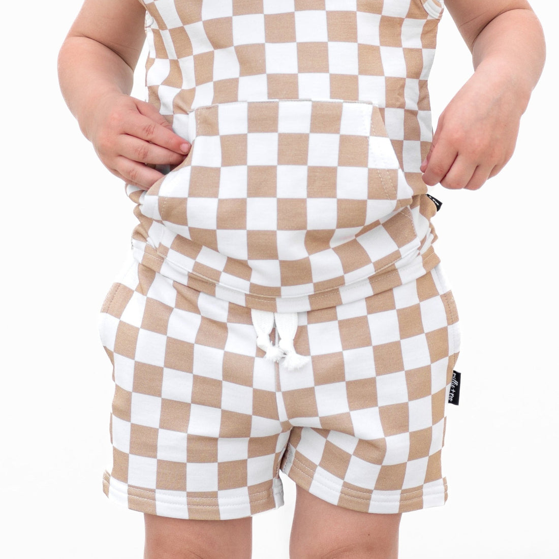 BAMBOO JOGGER SHORTS - Tan Check - Tenth &amp; Pine - jogger shorts - 0/6M