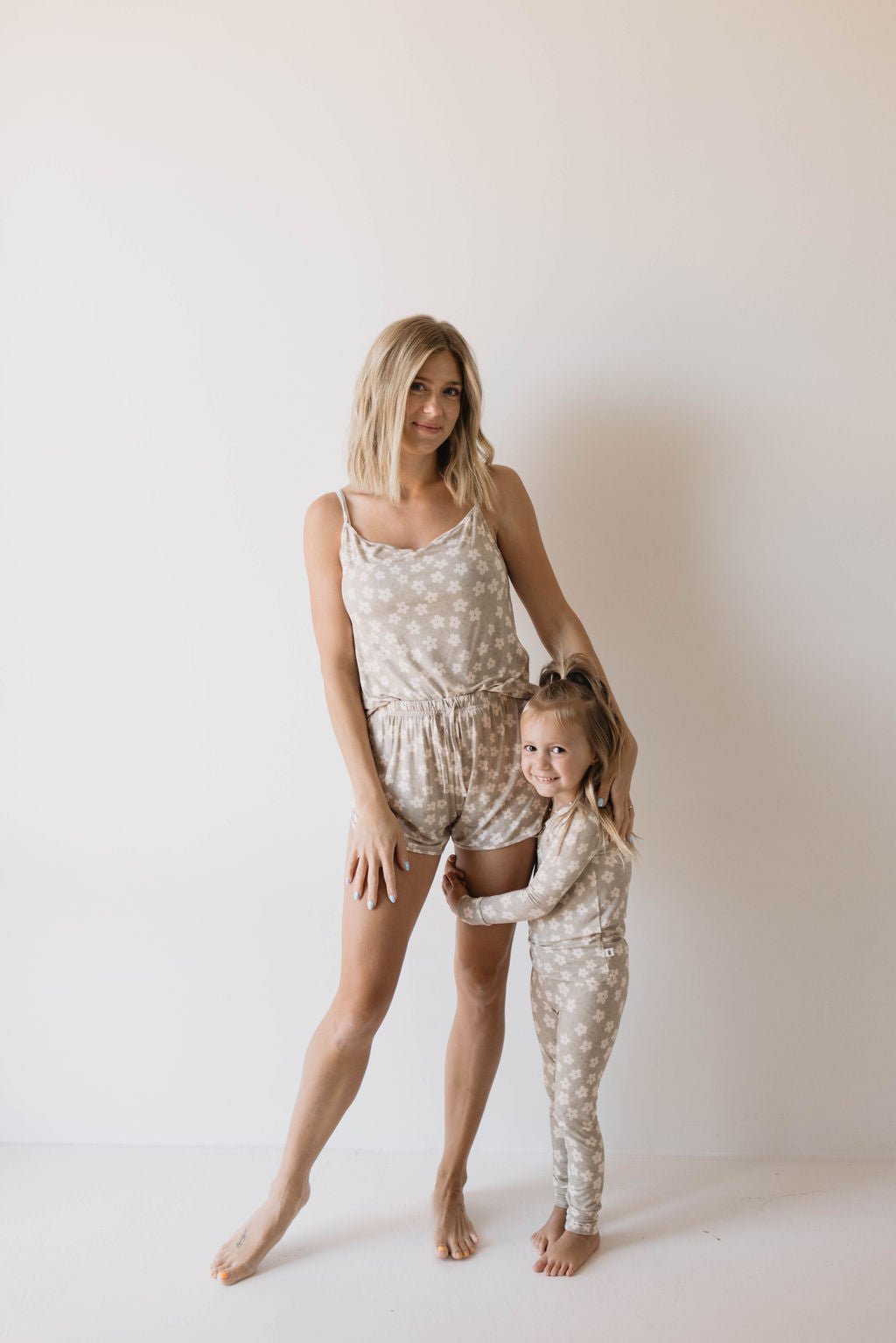 Bamboo Two Piece Pajamas | French Gray Floral - Tenth &amp; Pine - 2/3 Years