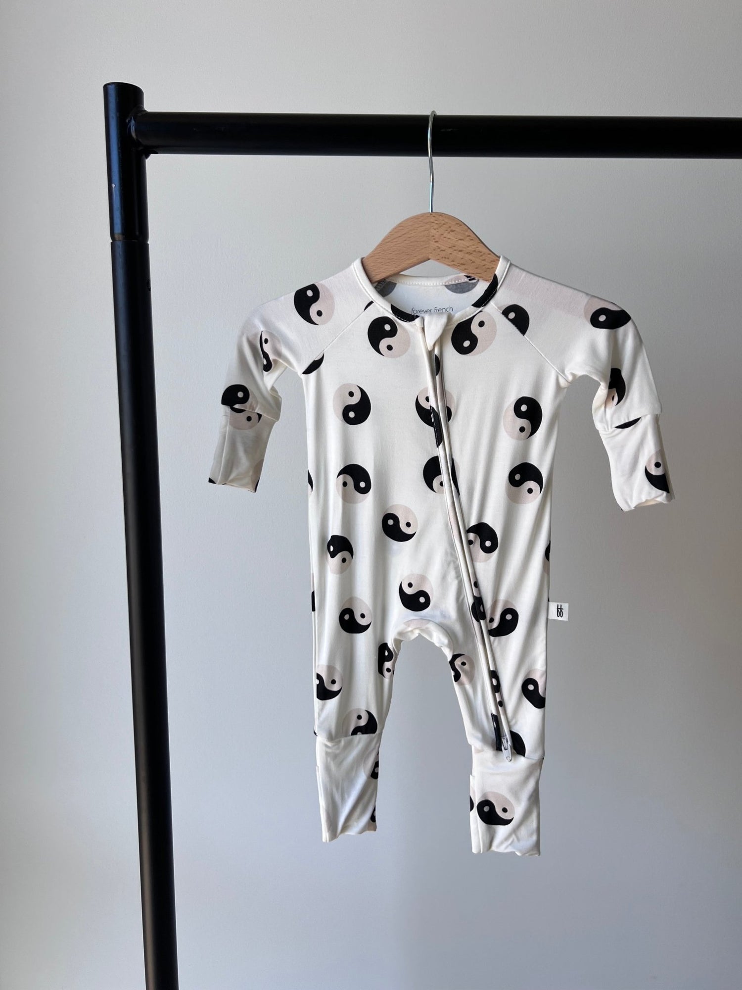 Bamboo Zip Pajamas | Black &amp; White Yin Yang - Tenth &amp; Pine - pajamas - Newborn