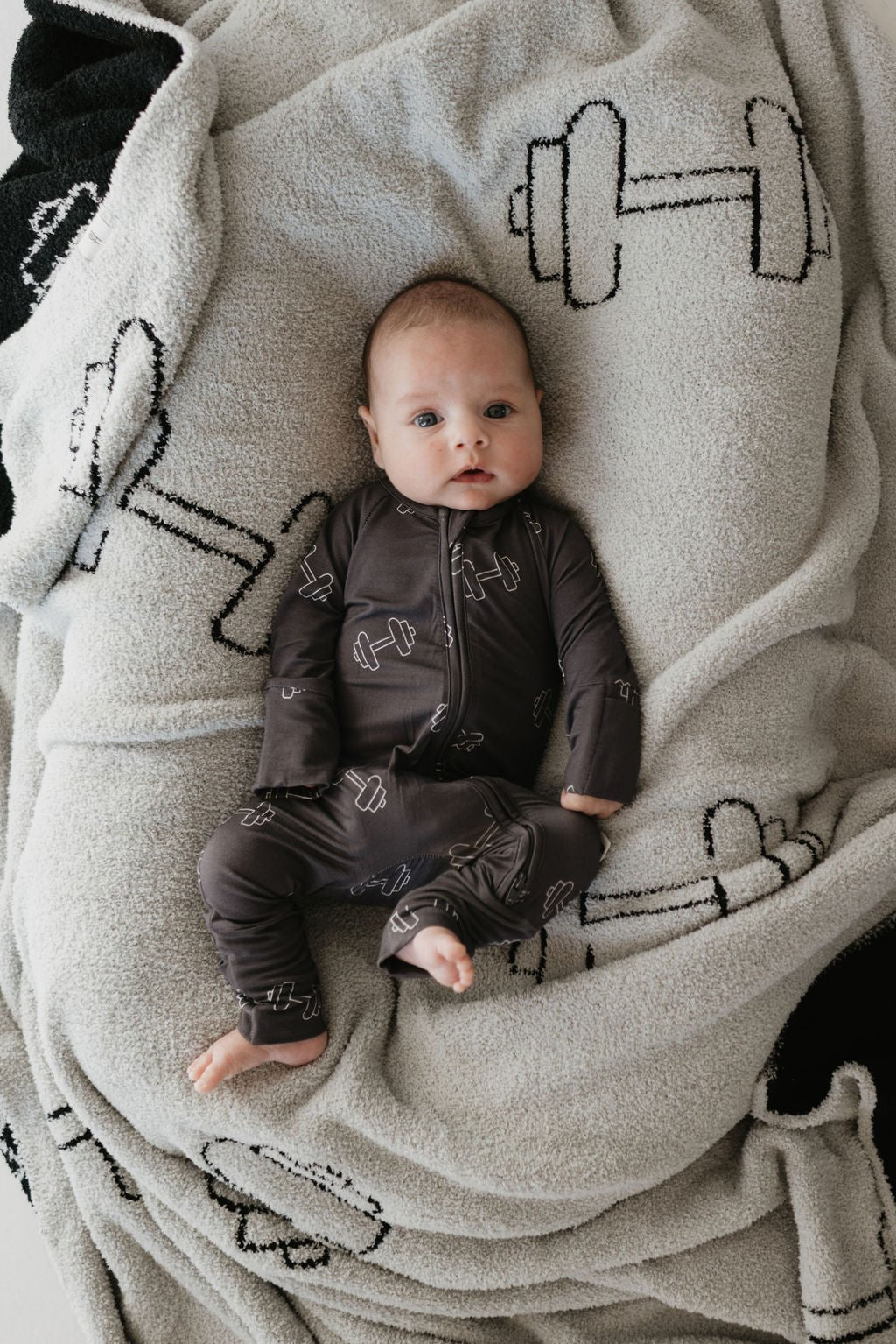 Bamboo Zip Pajamas | Charcoal Arm Day - Tenth &amp; Pine - Pajamas - Newborn