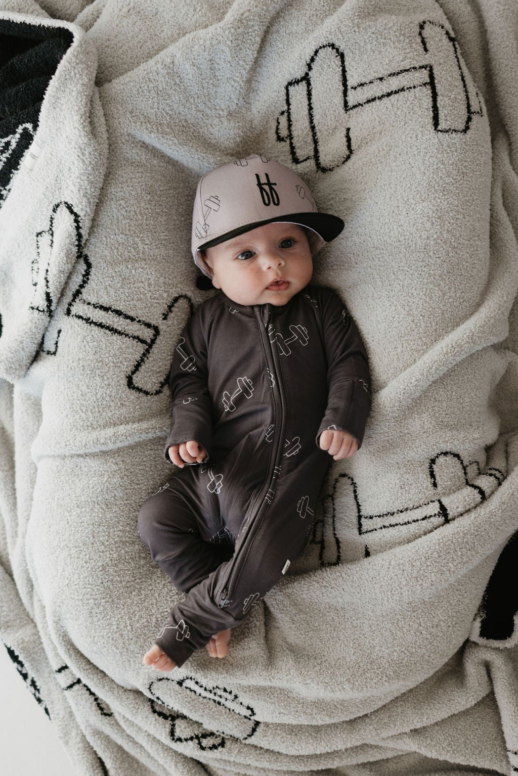 Bamboo Zip Pajamas | Charcoal Arm Day - Tenth &amp; Pine - Pajamas - Newborn