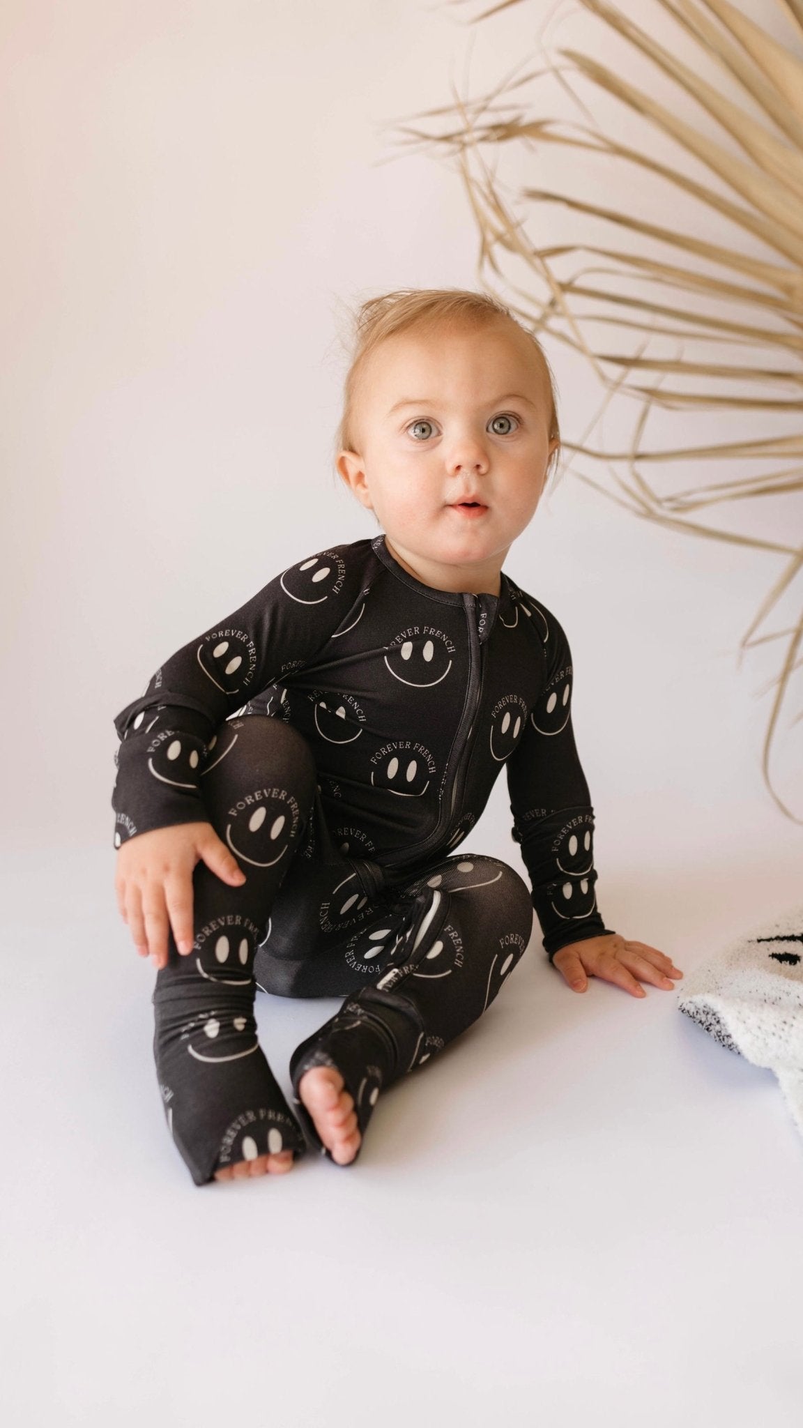 Bamboo Zip Pajamas | Charcoal &amp; White ff Smile - Tenth &amp; Pine - pajamas - Newborn