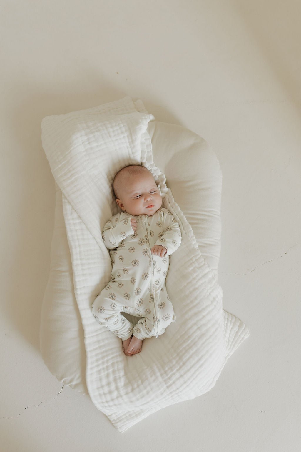 Bamboo Zip Pajamas | Daisy Fields - Tenth &amp; Pine - Pajamas - Newborn