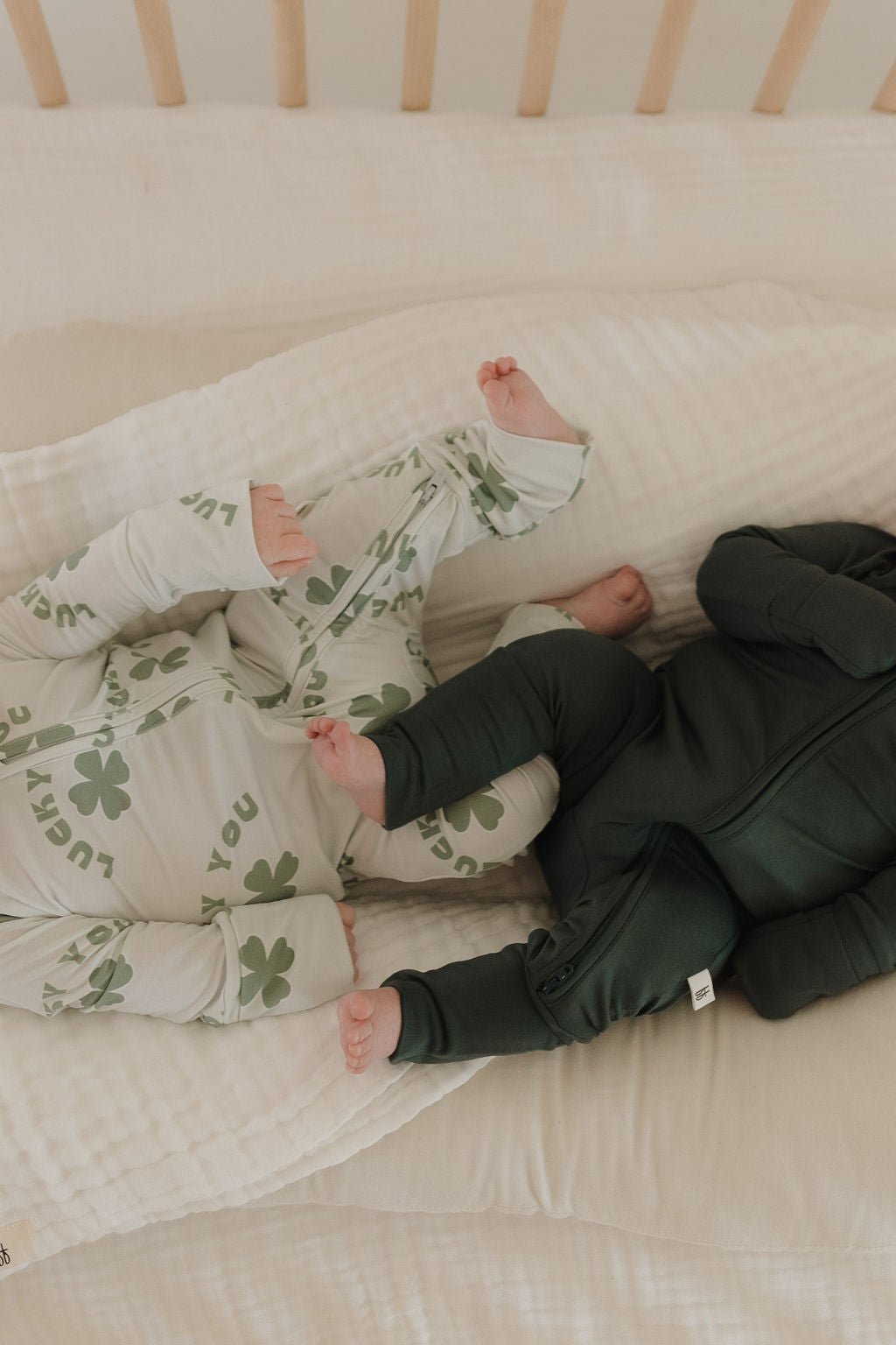 Bamboo Zip Pajamas | Emerald - Tenth &amp; Pine - Newborn