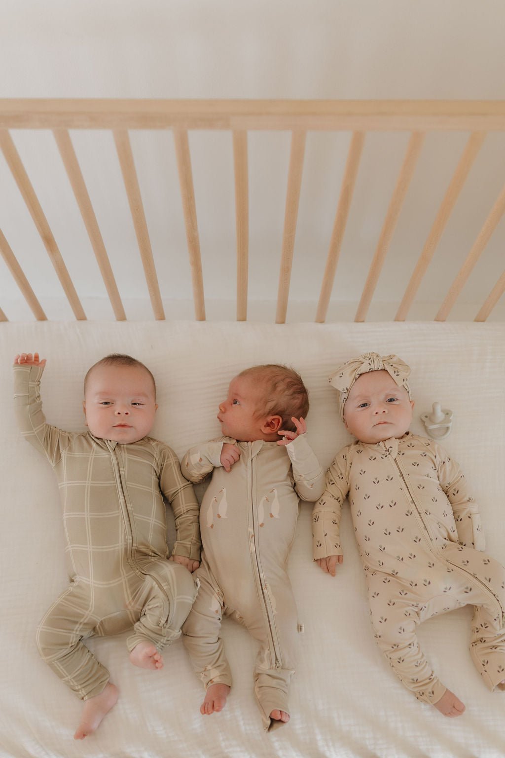 Bamboo Zip Pajamas | Flora - Tenth &amp; Pine - Pajamas - Newborn