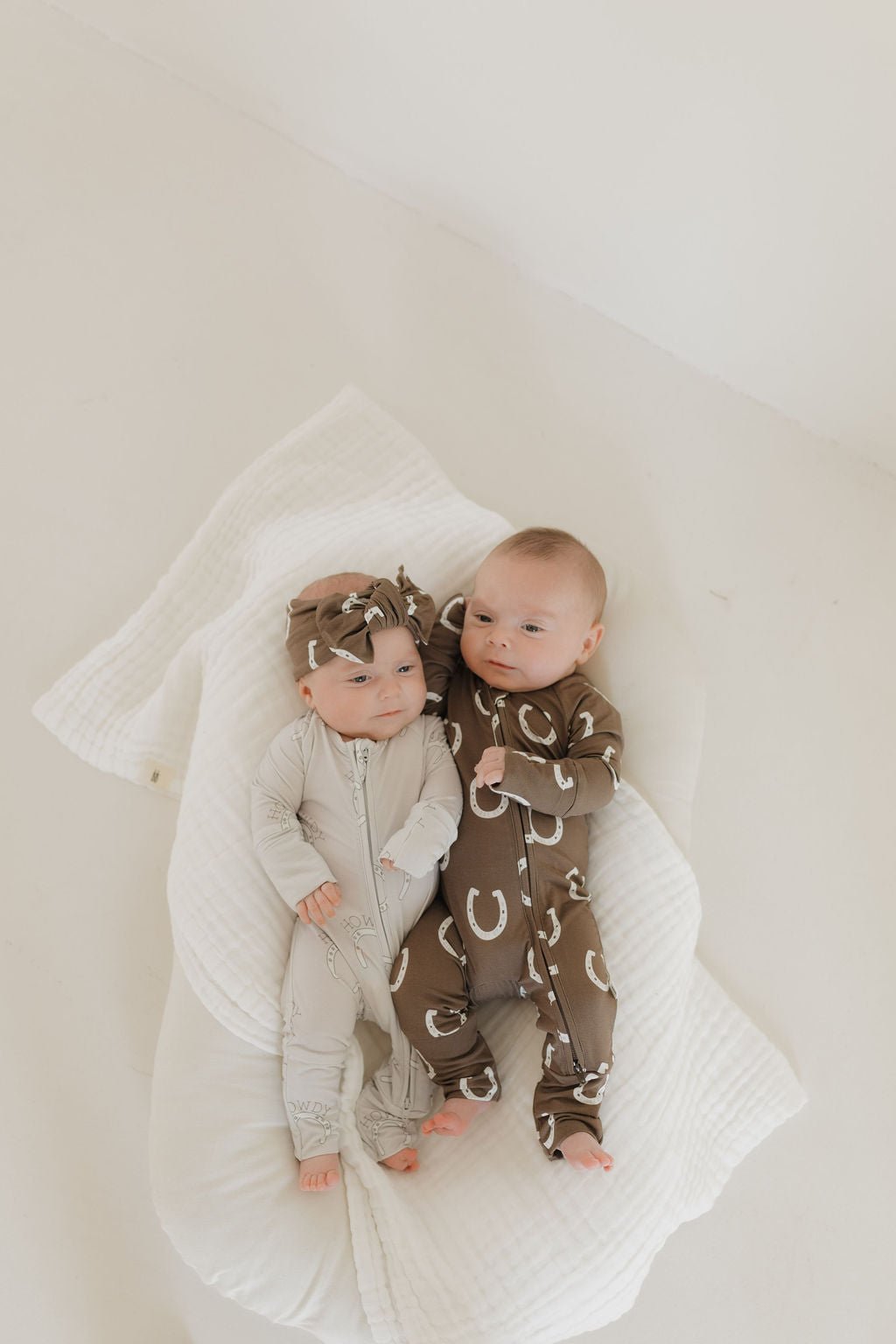 Bamboo Zip Pajamas | Howdy - Tenth & Pine - Pajamas - Newborn