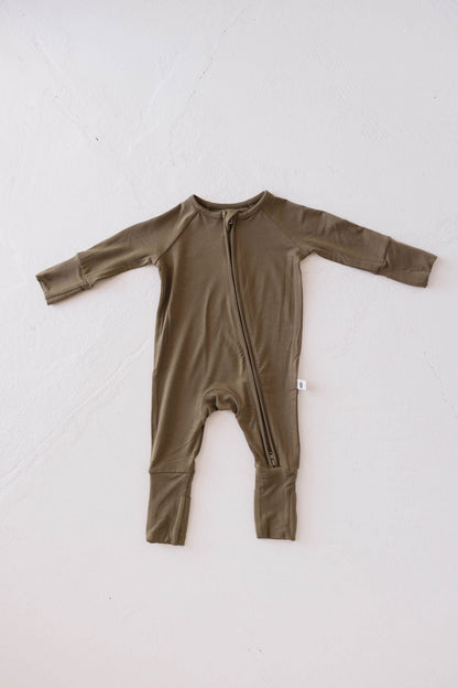 Bamboo Zip Pajamas | Olive Green - Tenth &amp; Pine - pajamas - Newborn