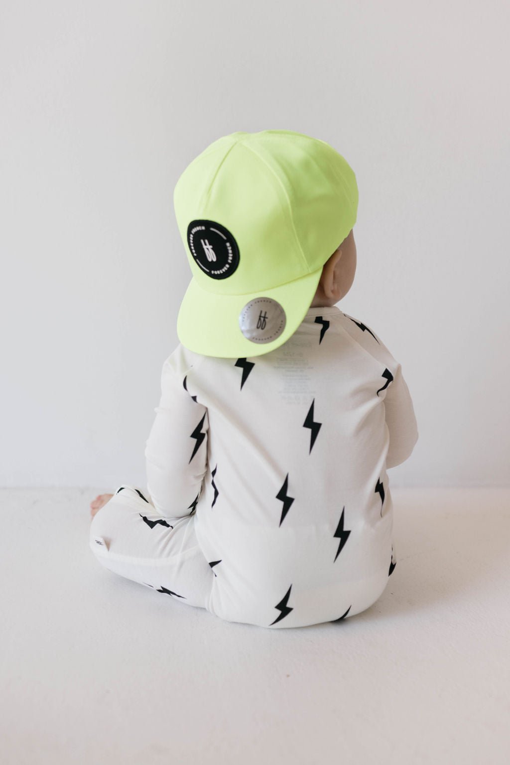 Bamboo Zip Pajamas | White &amp; Black Lightning Bolt - Tenth &amp; Pine - Newborn