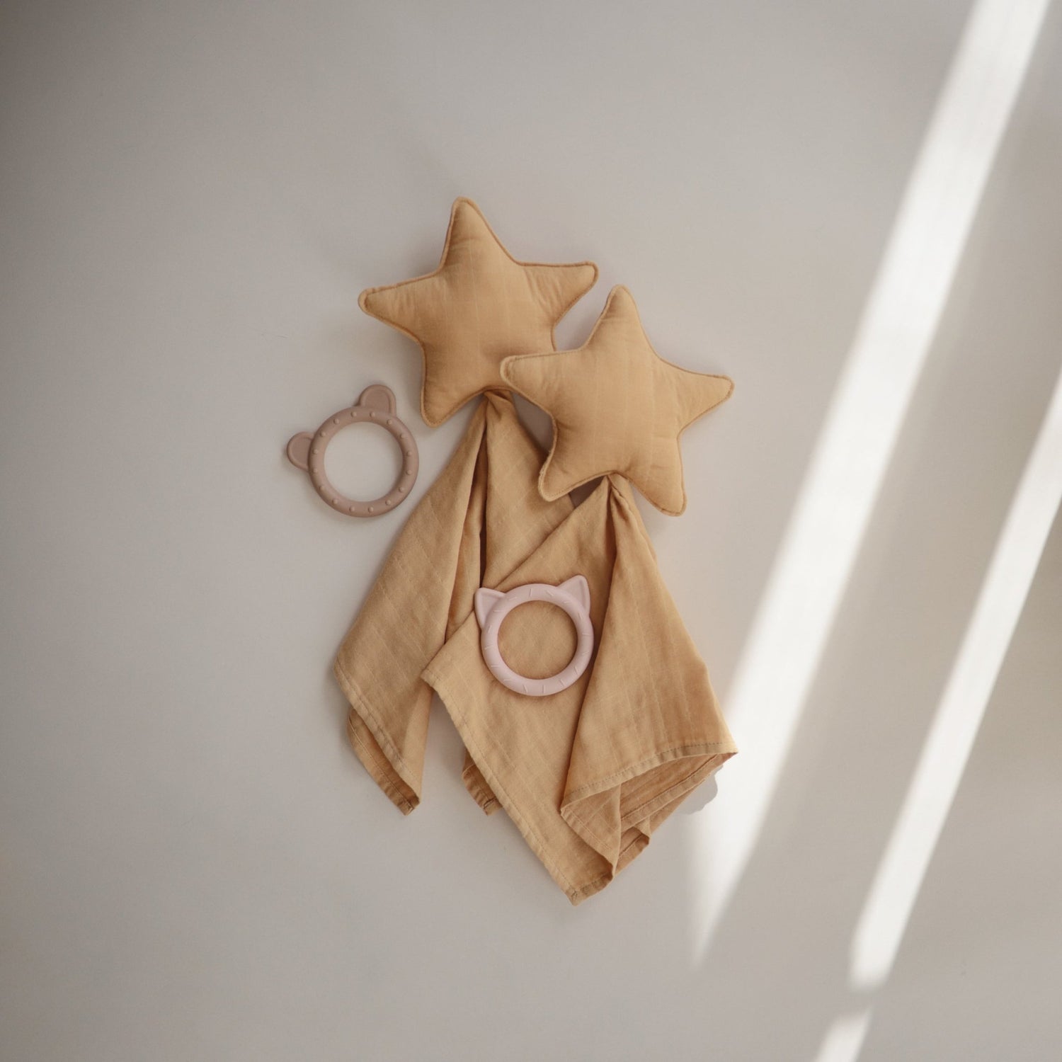 Bear Teether - Tenth &amp; Pine - teether - Natural
