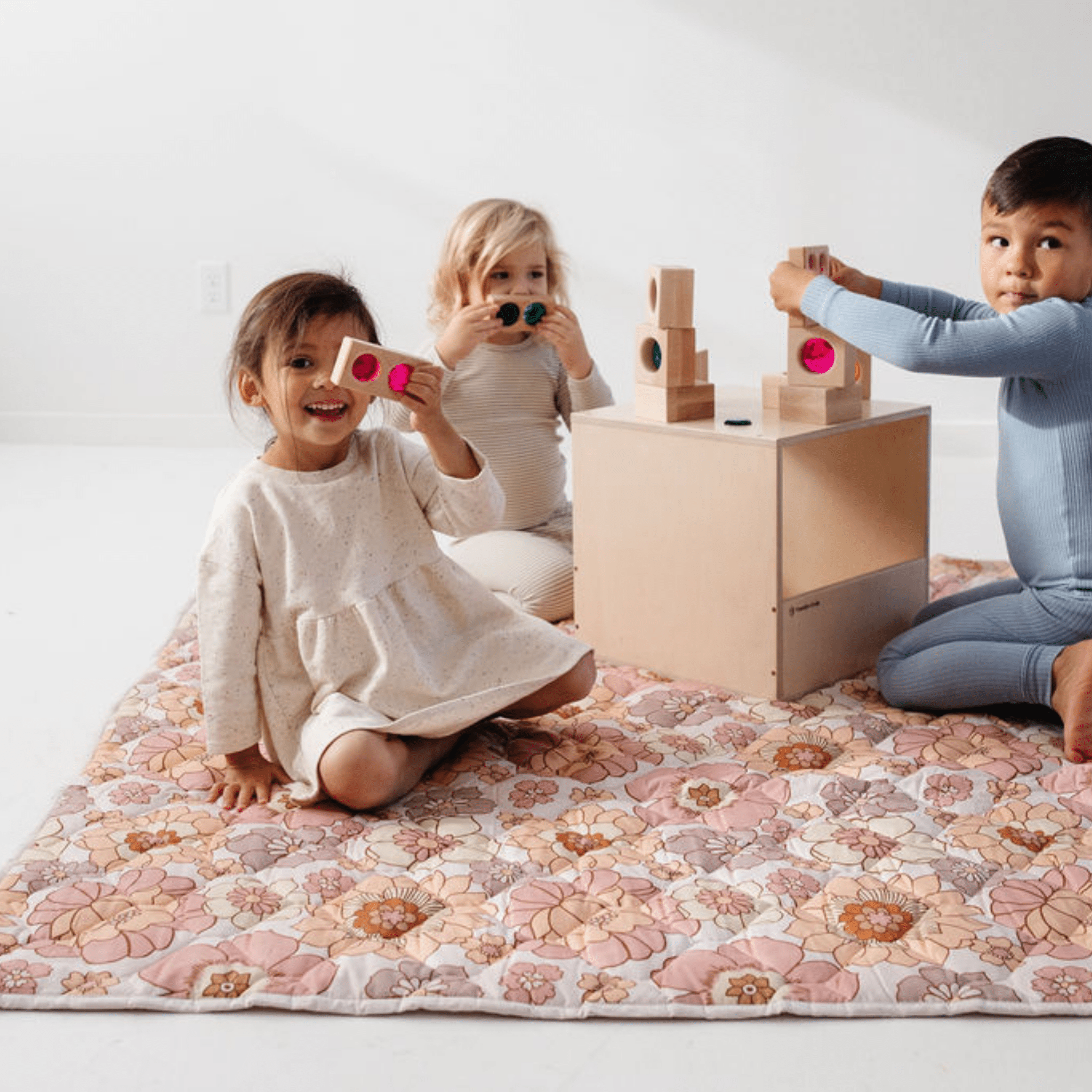 Blooms Picnic Blanket - Tenth &amp; Pine - Picnic Blanket - 