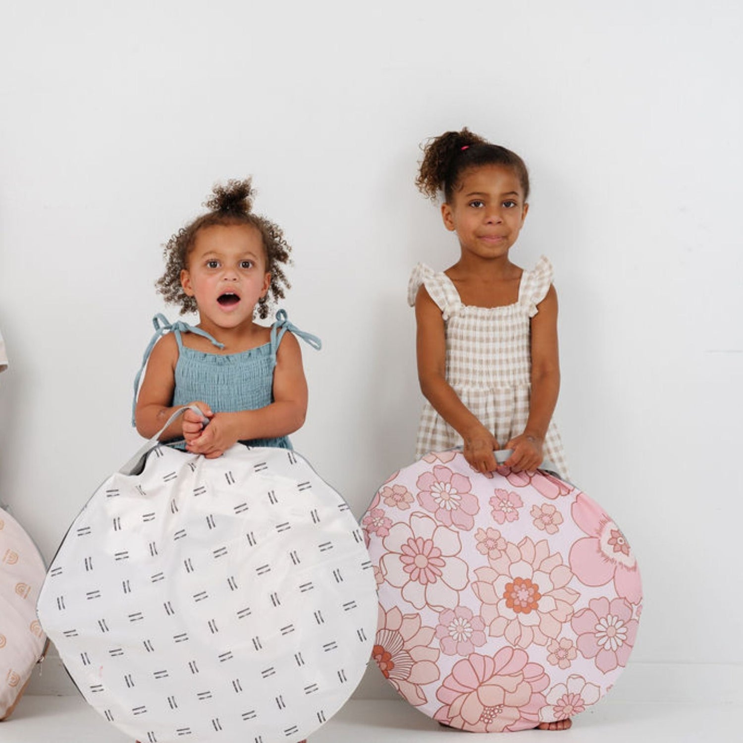 Blooms Play Tent - Tenth &amp; Pine - Play Tent - 