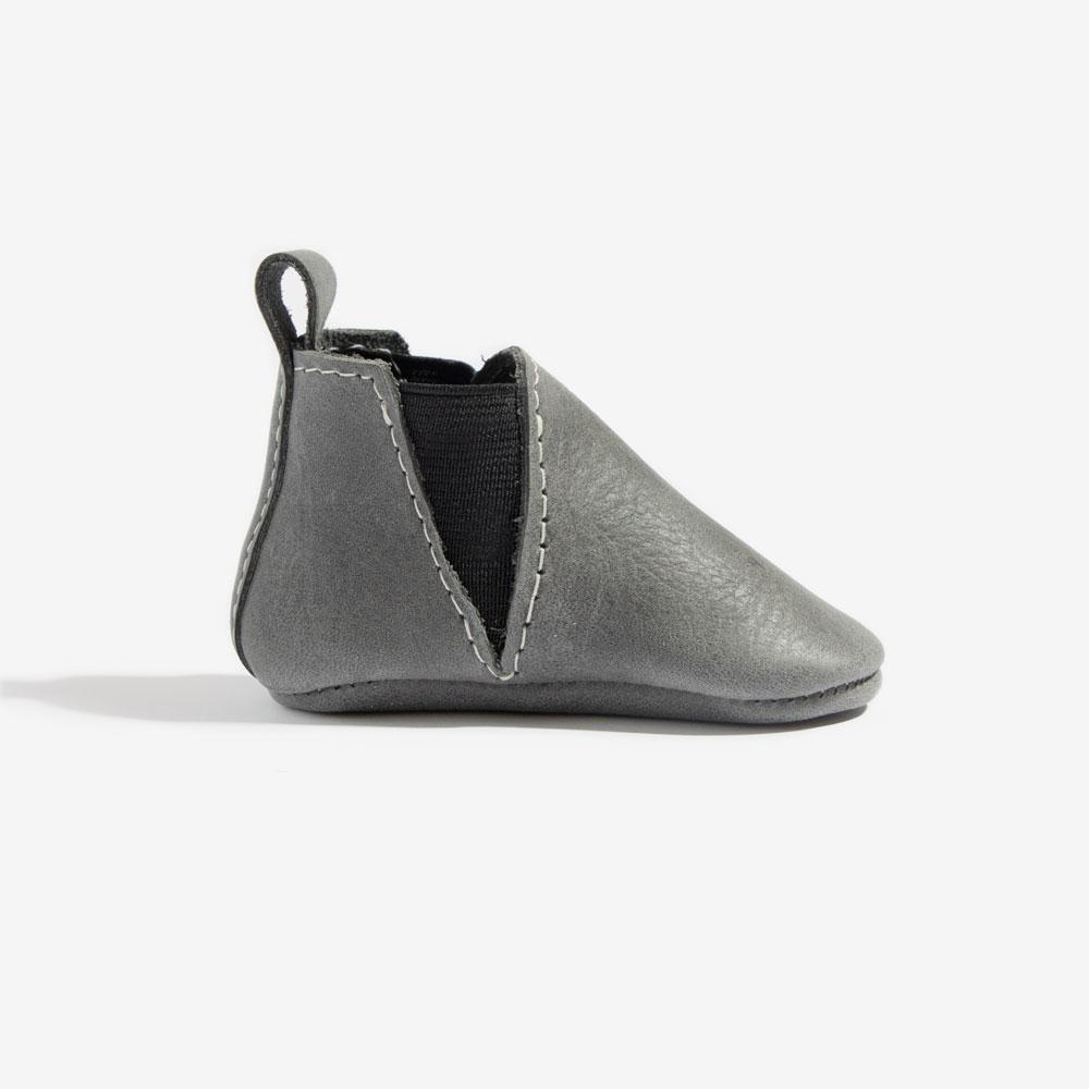 Blue Spruce Chelsea Boot Baby Shoe - Tenth &amp; Pine - Chelsea Boot - Soft Sole - Newborn