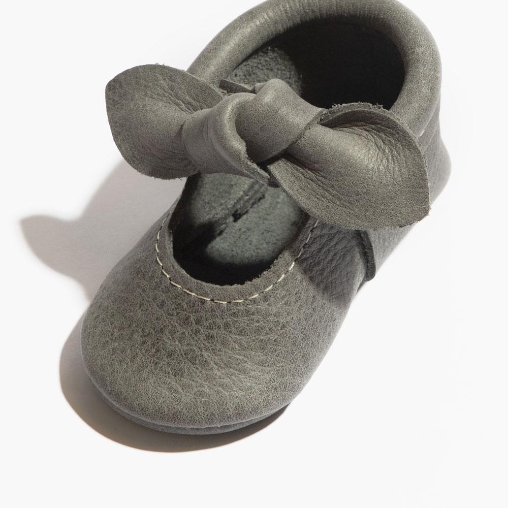 Blue Spruce Knotted Bow Baby Shoe - Tenth &amp; Pine - Knotted Bow Mocc - Soft Sole - Newborn